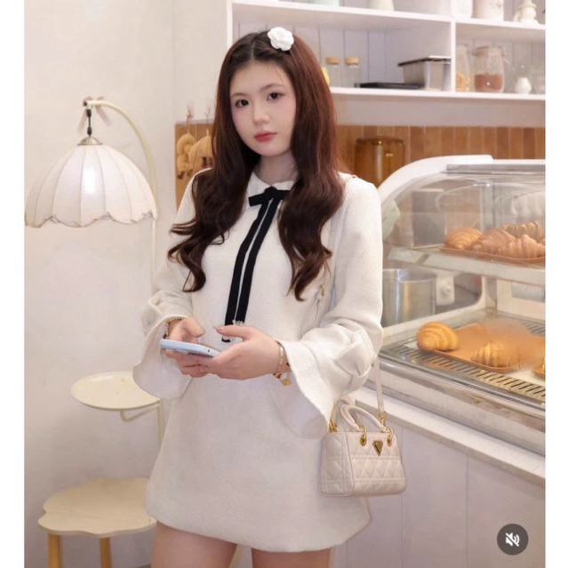 Váy dạ tweed tiểu thư dáng babydoll cổ sen tay xoè mix nơ cách điệu ,Đầm thiết kế dáng ngắn kèm nơ nhung style nhẹ nhàng