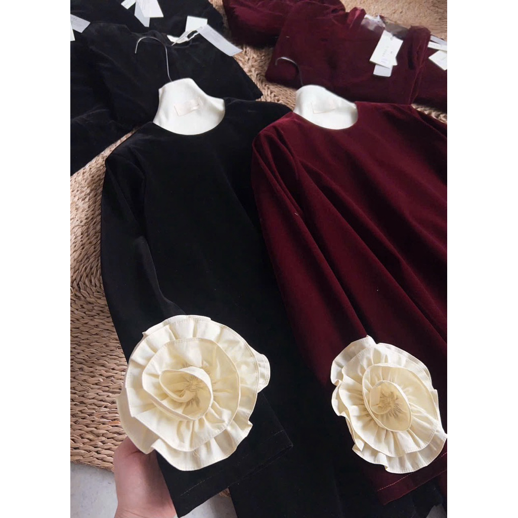 “Esme dress” Đầm nhung Tk dáng suông ngắn phối hoa tay nổi cao cấp ,Váy babydoll cổ tròn đơn giản dễ mặc bầu bí bon chen