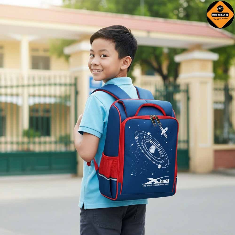 Balo Chống Gù Cho Bé Cao Cấp Xbags Universe XB 3102, Chống Nước, Nhiều Ngăn Rộng, Bảo Vệ Cột Sống!