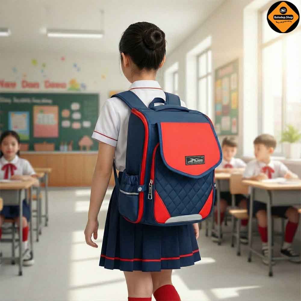 Balo Chống Gù Bé Trai Xbags XB 3106 Màu Đỏ Năng Động, Nhẹ Êm, Ngăn Mở 180°, Bảo Vệ Lưng Cho Bé!