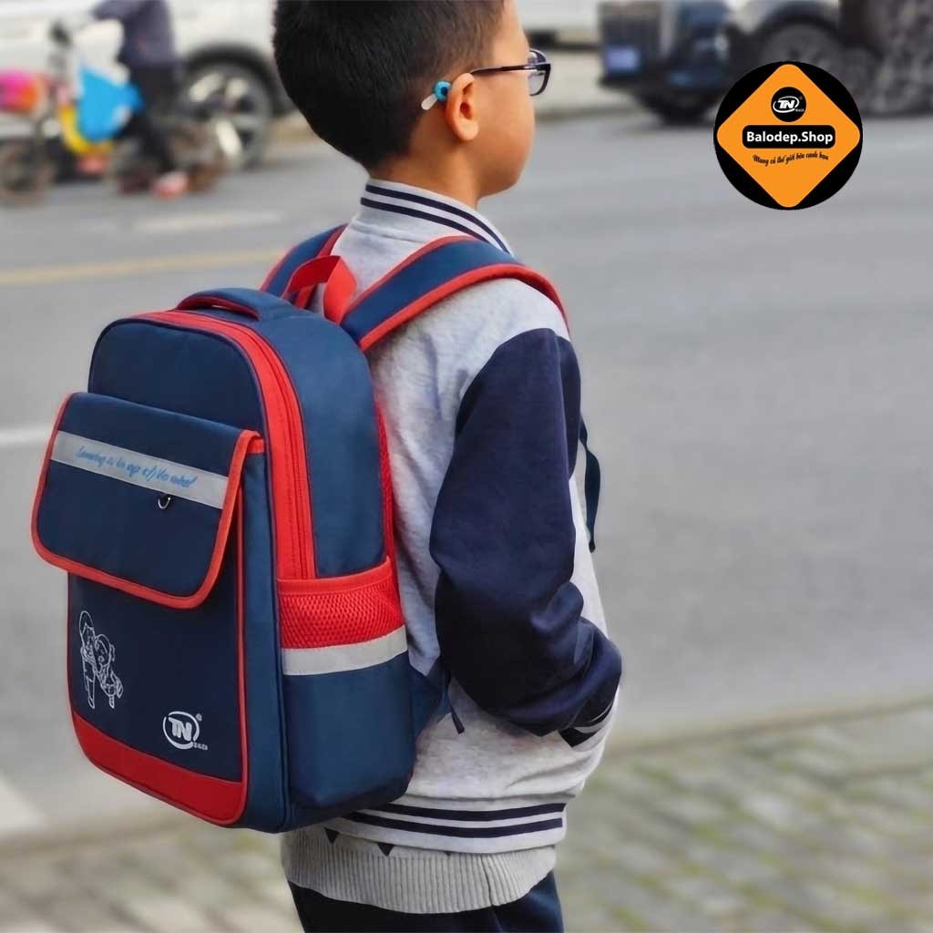 Balo Học Sinh Bé Trai Chống Thấm, Chống Tia UV TNBags TN.B 3016 – Siêu Nhẹ, Nhỏ Gọn, Cá Tính!
