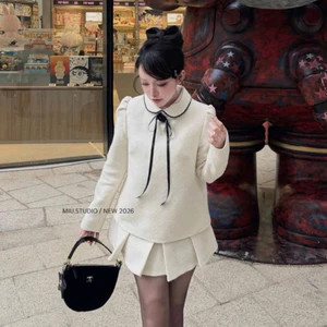 MIU.STUDIO •[Hàng có sẵn] Set dạ nữ, Áo dạ dài tay cổ sen kèm nơ hoa cài + chân váy xếp ly style nhẹ nhàng tiểu thư HQ
