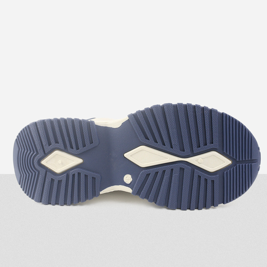 Giày Sneaker Nữ MEELY C552 Chi Tiết