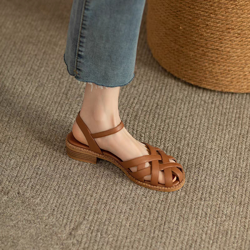 Mô tả Giày Sandal Nữ Cillie Mũi Rọ Đan Dây Độc Đáo Gót Vuông 5p 1067 - 4