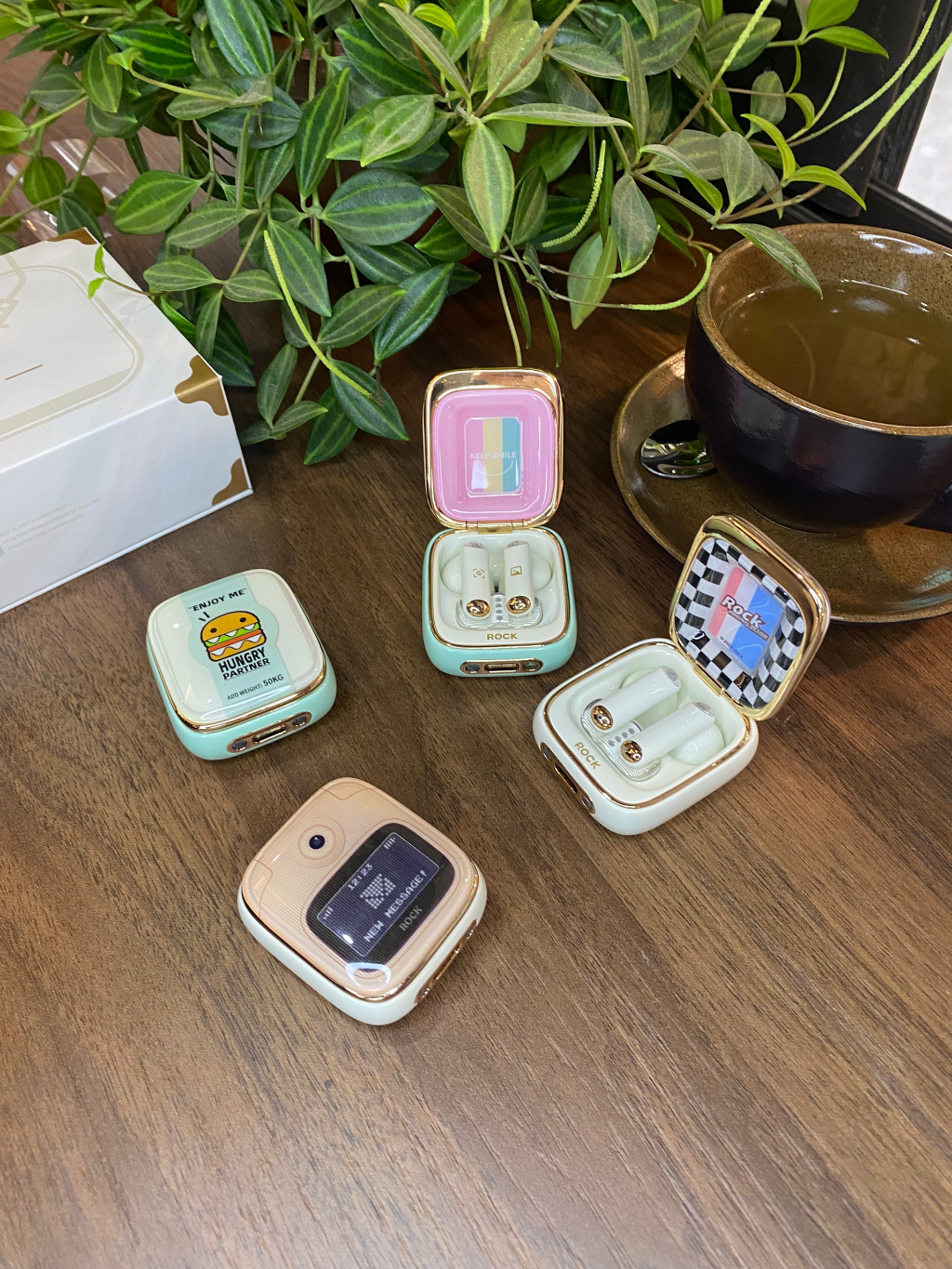Mô tả Tai nghe bluetooth không dây nhét tai TWS Rockspace Retro sử dụng tới 24h chính hãng bảo hành 1 năm - 1