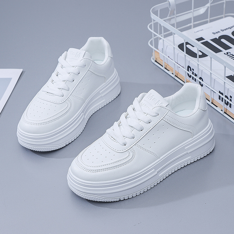 Giày Sneaker Nữ BLUEWIND 68866 Chi Tiết