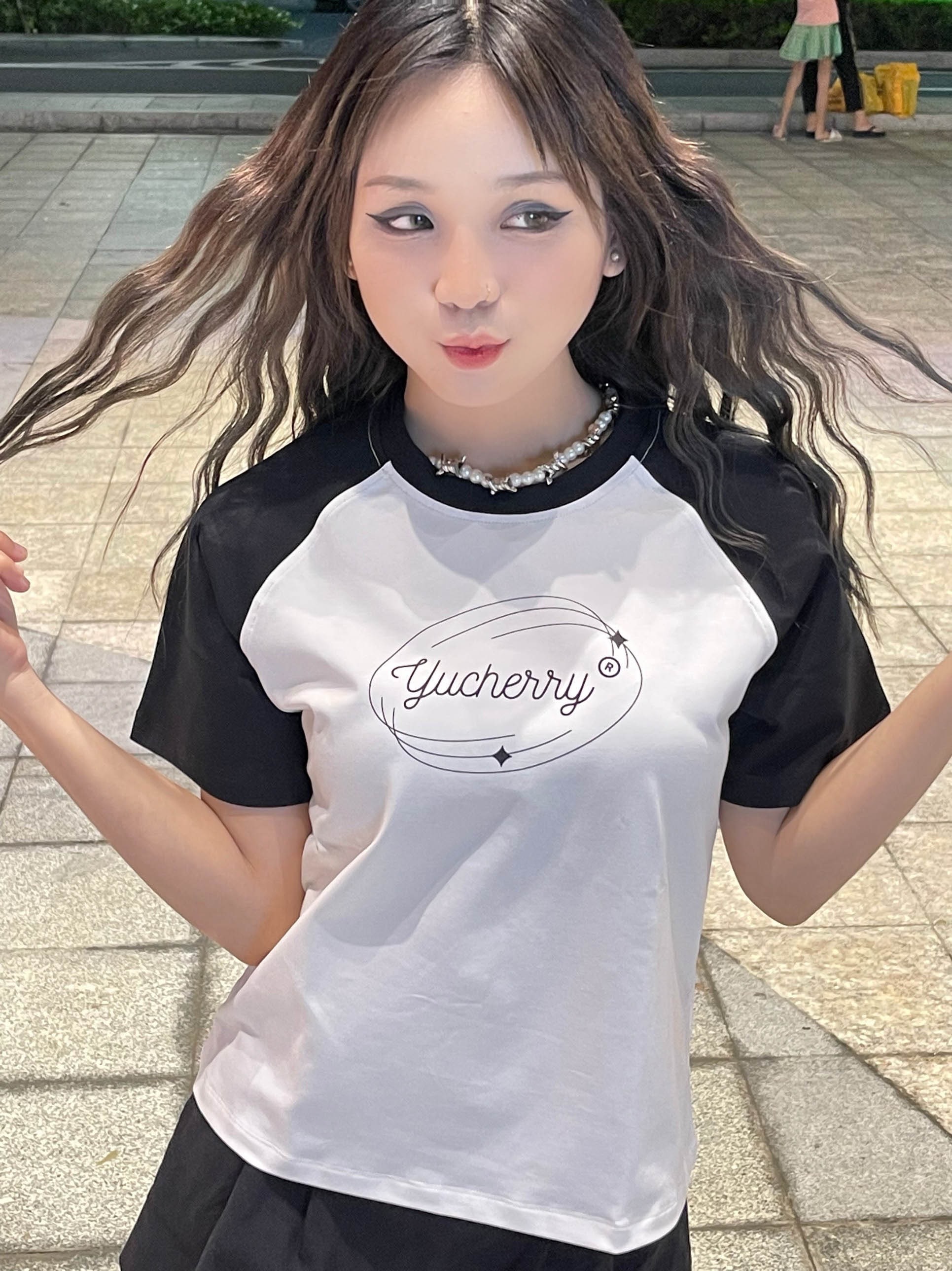 Mô tả YU CHERRY | Áo thun Baby Tee nữ cotton 4 chiều tay ngắn Yu Galaxy Babytee YP007 - 1