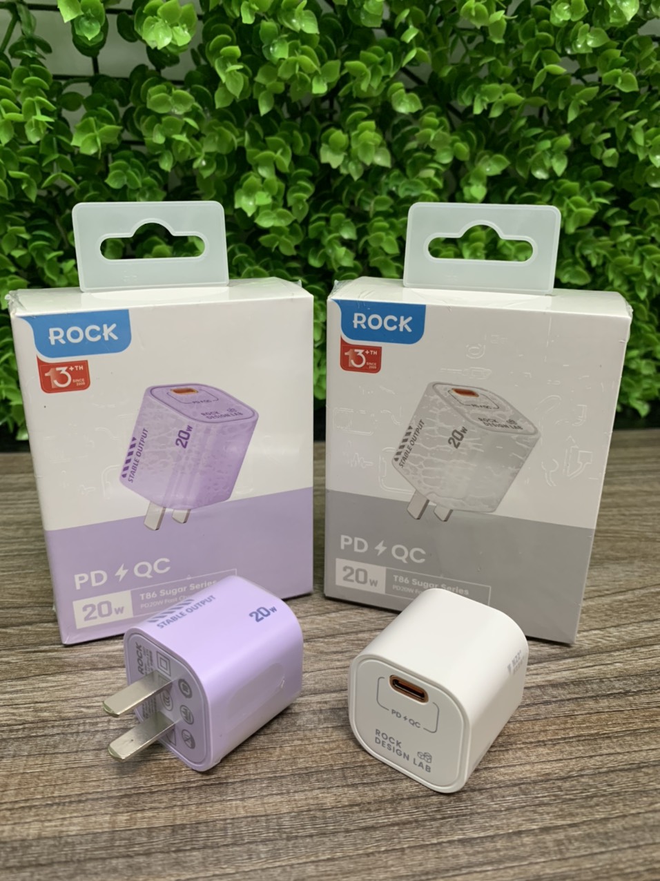 Củ sạc nhanh Rockspace T86
