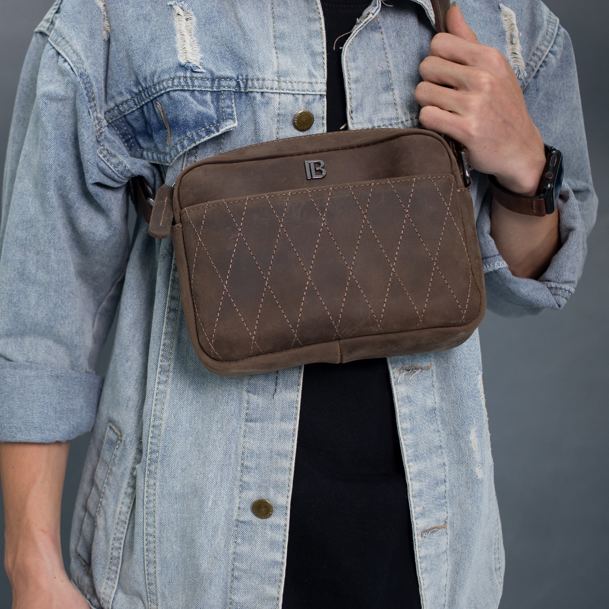 Mô tả Túi đeo chéo da bò Saturn Bụi Leather DC111a Da bò Nappa cao cấp - 10
