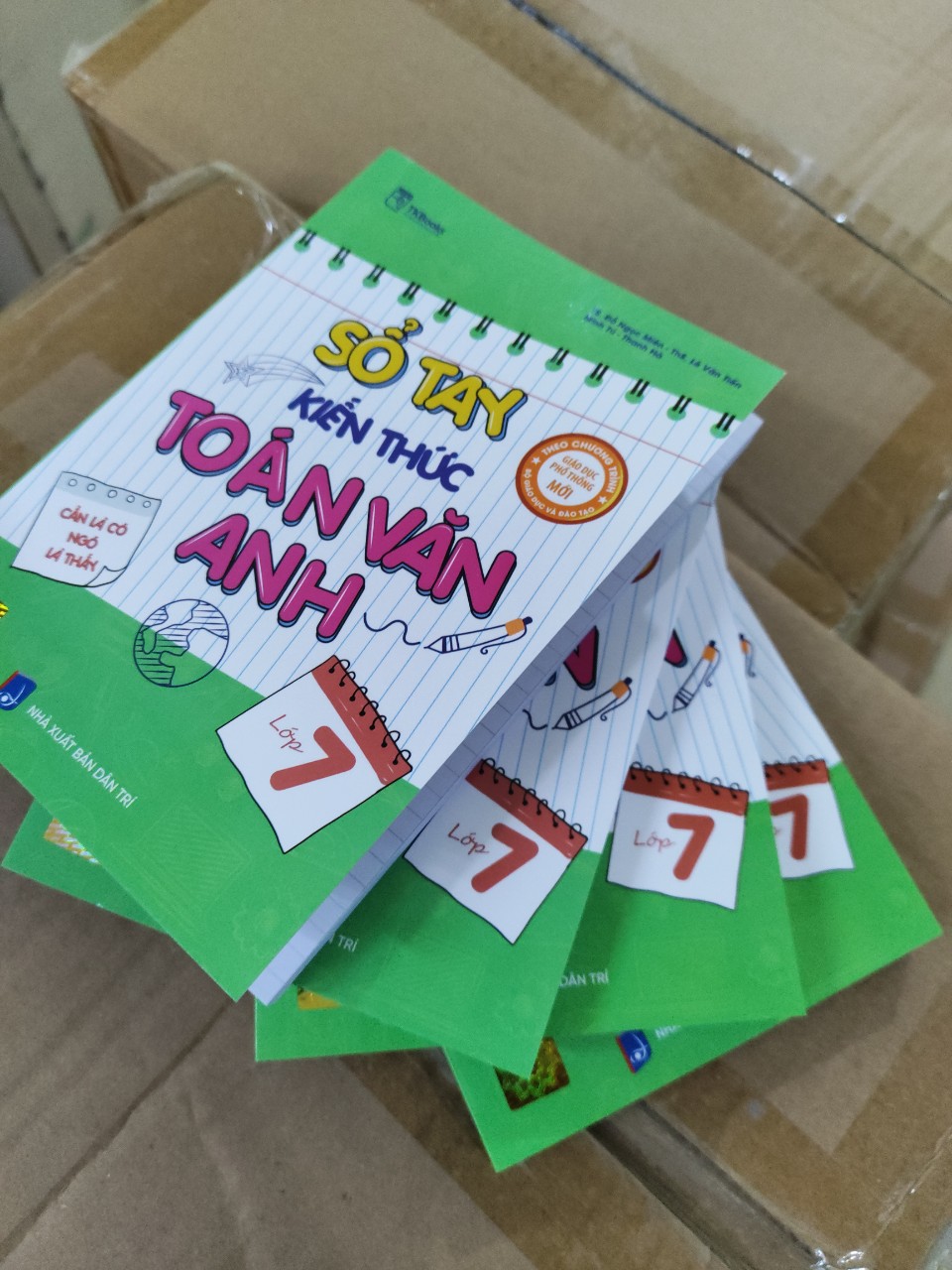 Mô tả Sách - Sổ tay kiến thức Toán – Văn – Anh Lớp 7 Theo Chương Trình Bộ Giá Dục - 4