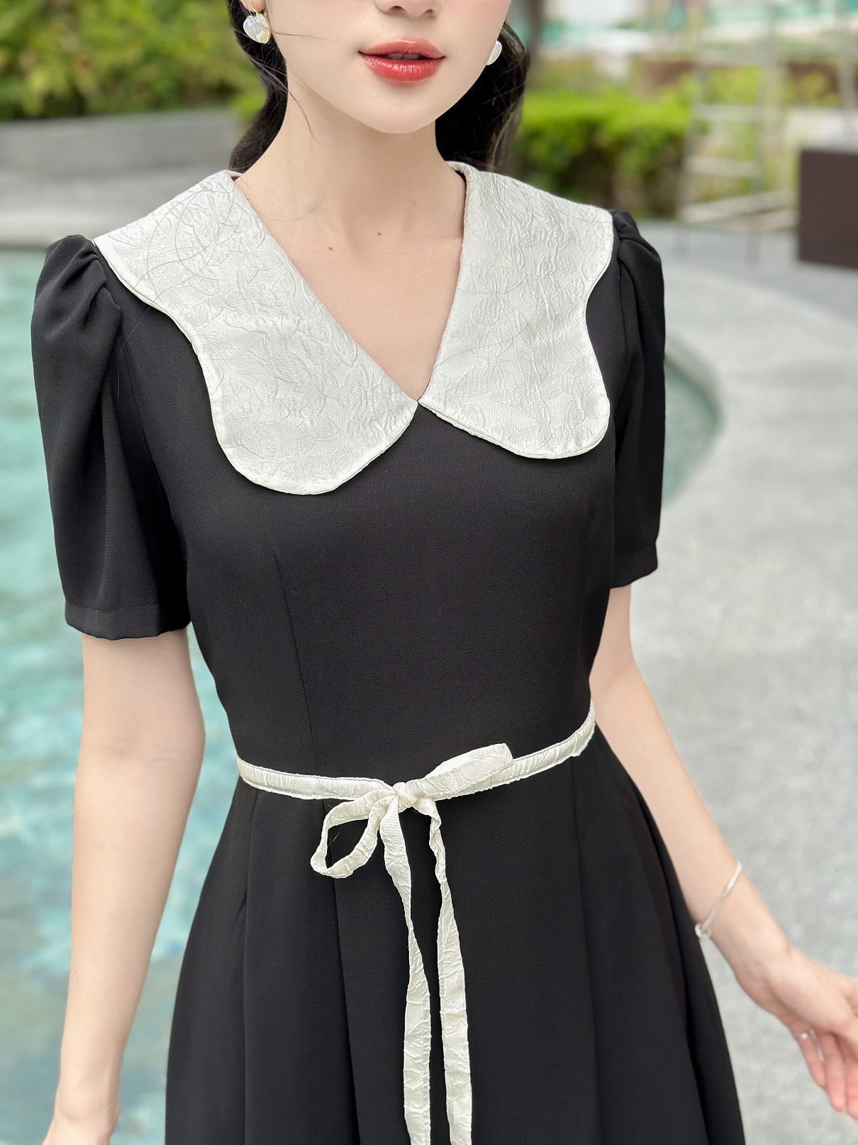 Mô tả Váy ngắn tay dáng dài cổ sen thanh lịch Yv198 YAME - 3