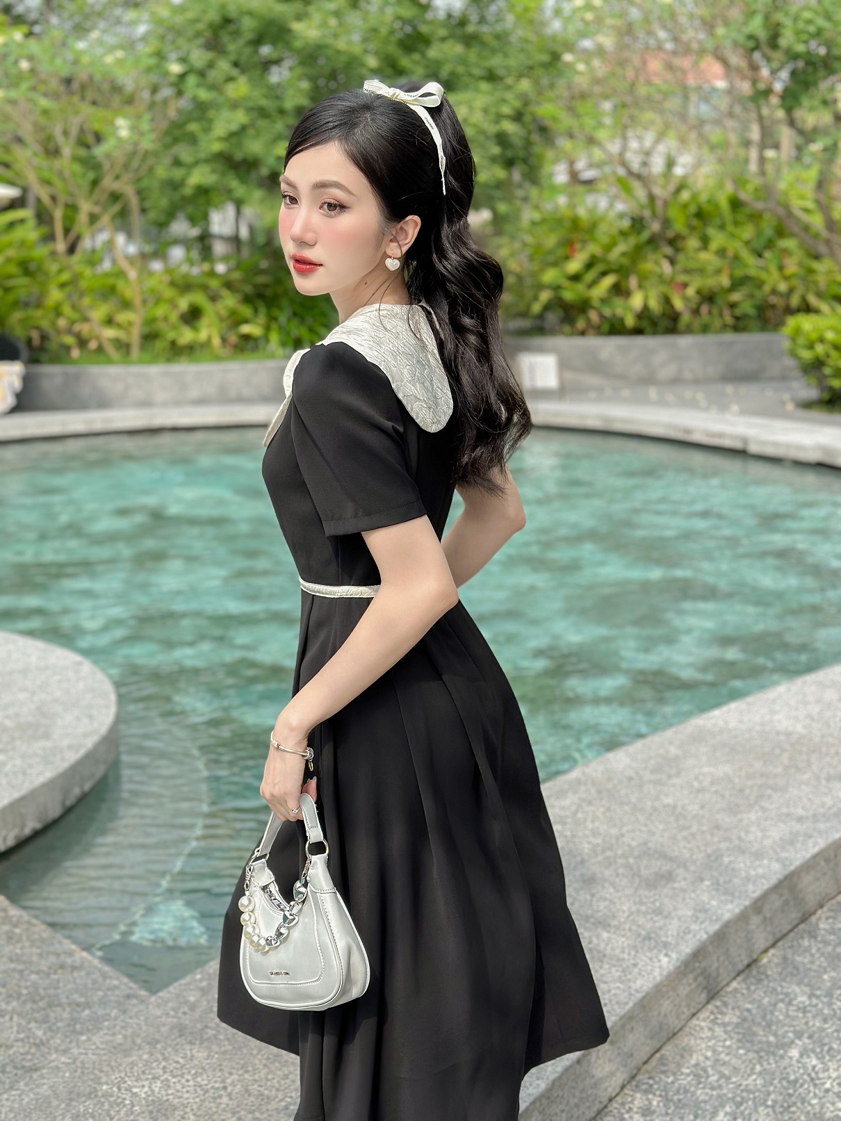 Mô tả Váy ngắn tay dáng dài cổ sen thanh lịch Yv198 YAME - 4