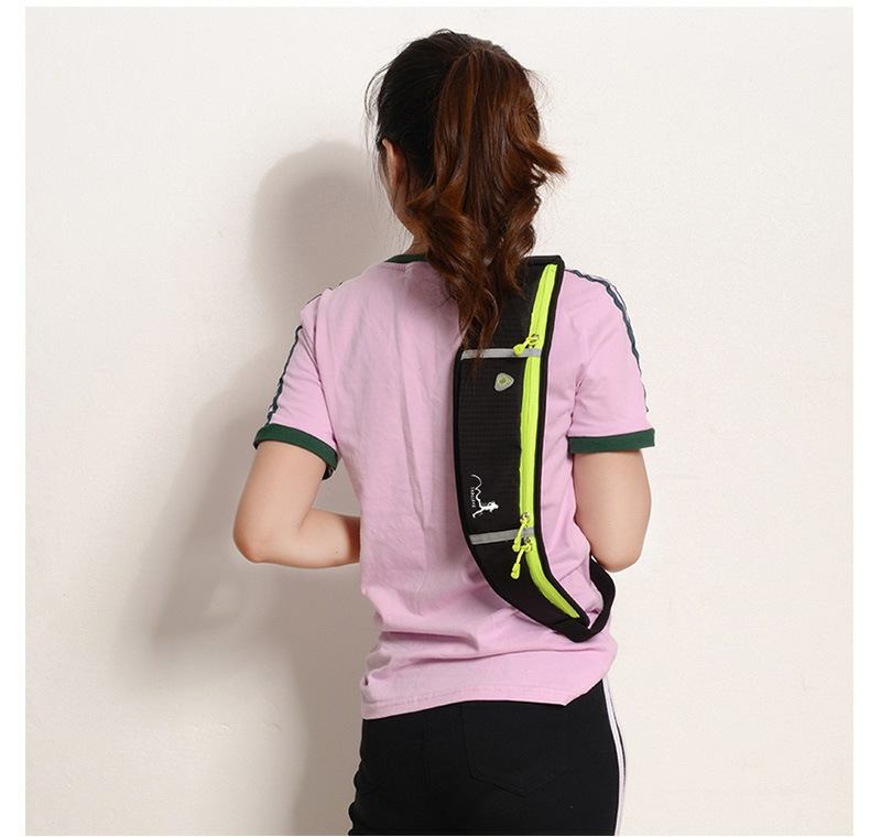 Mô tả Túi Đeo Hông Chạy Bộ Phản Quang Có Ngăn Đựng Điện Thoại Kích Thước Lớn MixSport - 1