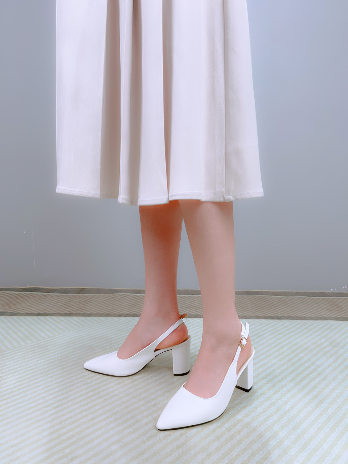 Mô tả Giày Cao Gót Nữ Bít Mũi 7 Phân Mũi Nhọn, Guốc Đế Vuông 7cm Dáng Slingback Hở Gót Công Sở NUDDO N888 - 2