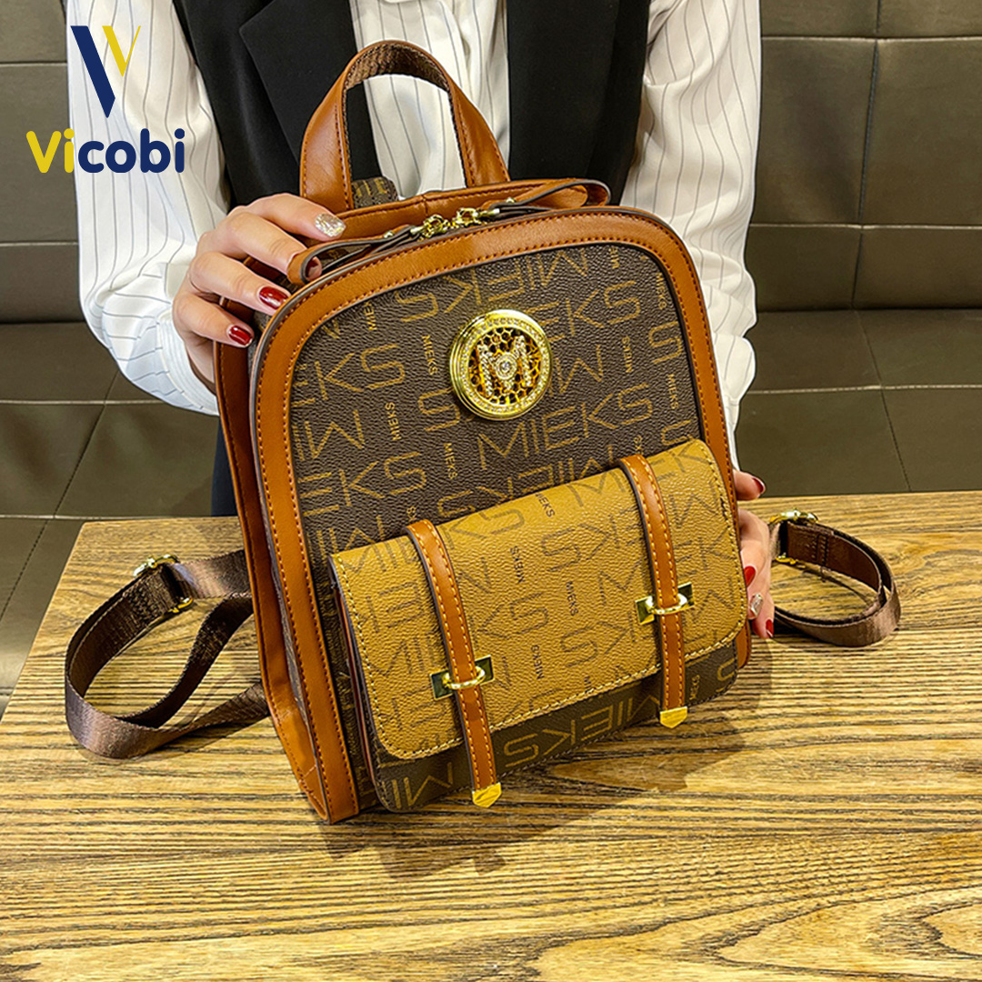 Balo nữ Keira Vicobi B6 khi đeo từ phía sau