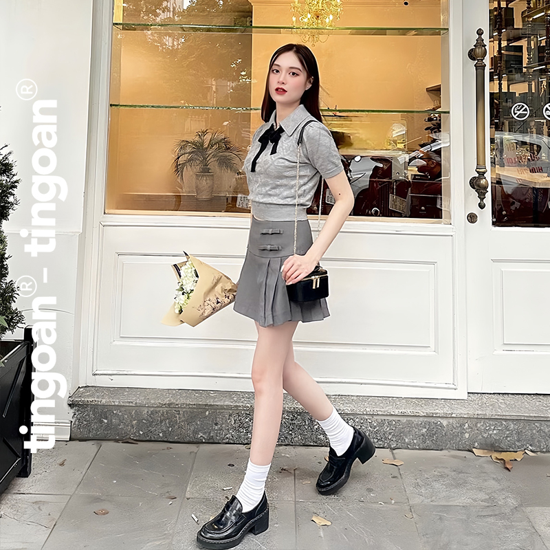 Mô tả TINGOAN® - Áo len xám crop bề mặt len hoạ tiết quả trám buộc nơ YURI YURI TOP/GR PHIÊN BẢN MỚI NHẤT T6/2024 - 1