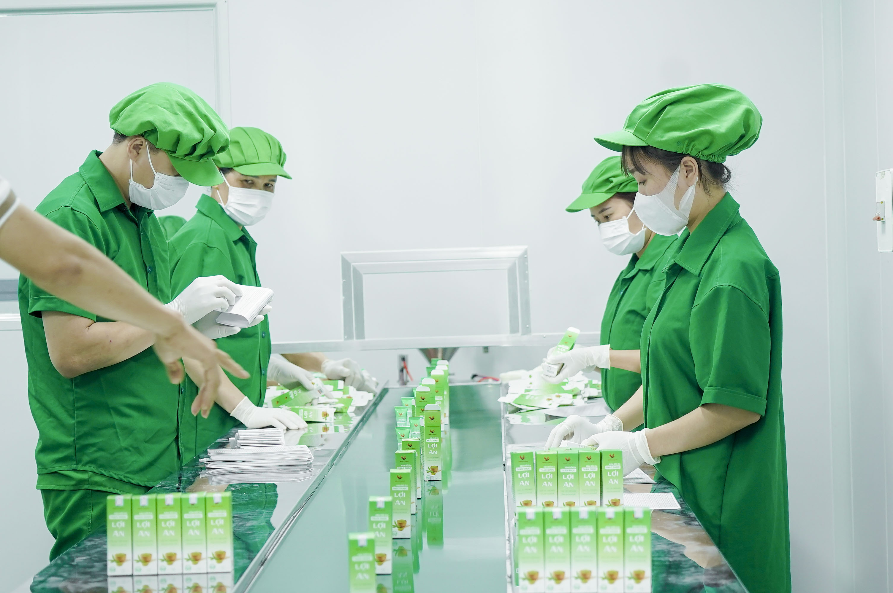 Mô tả Kem Bôi Da Lợi An Cho Bé Yêu 15g COMBO 5 HỘP - 3