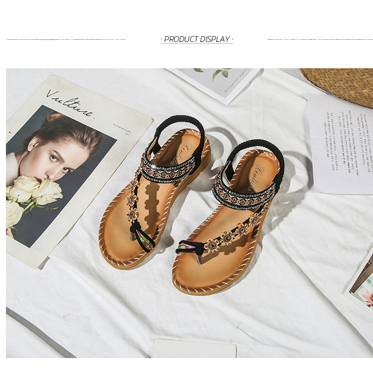 Giày Sandal Nữ Xỏ Ngón Quai Chéo Đính Hoa Màu Đen