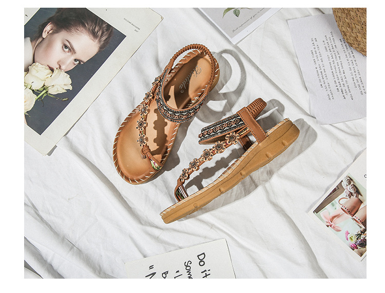 Giày Sandal Nữ Xỏ Ngón Trên Chân