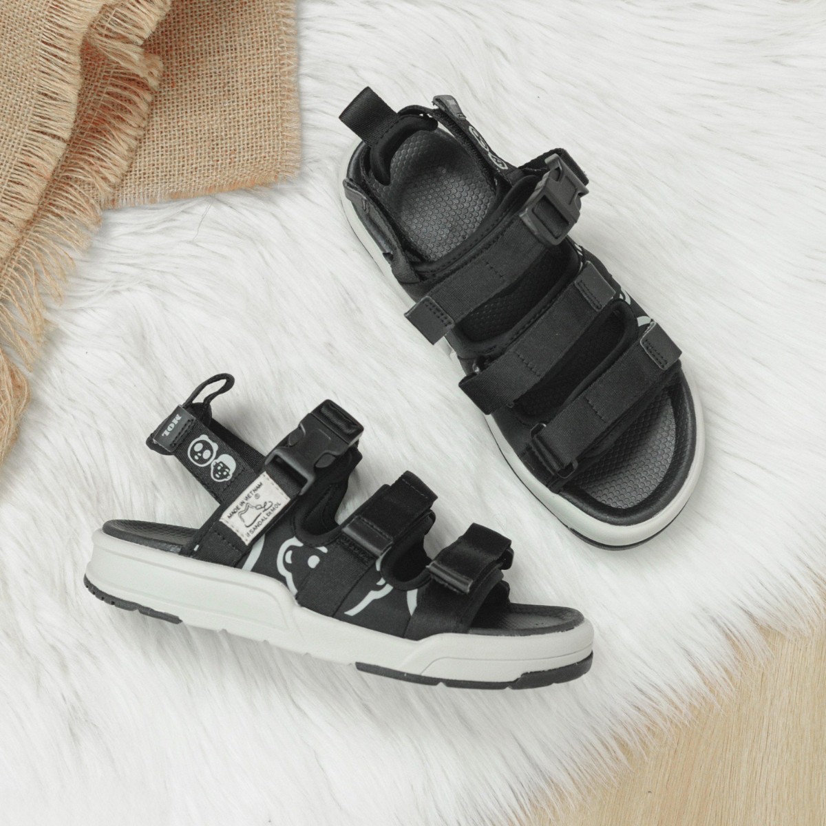 Mô tả Sandal nữ MOL 3 quai ngang MS1801Be màu hồng phấn - 4