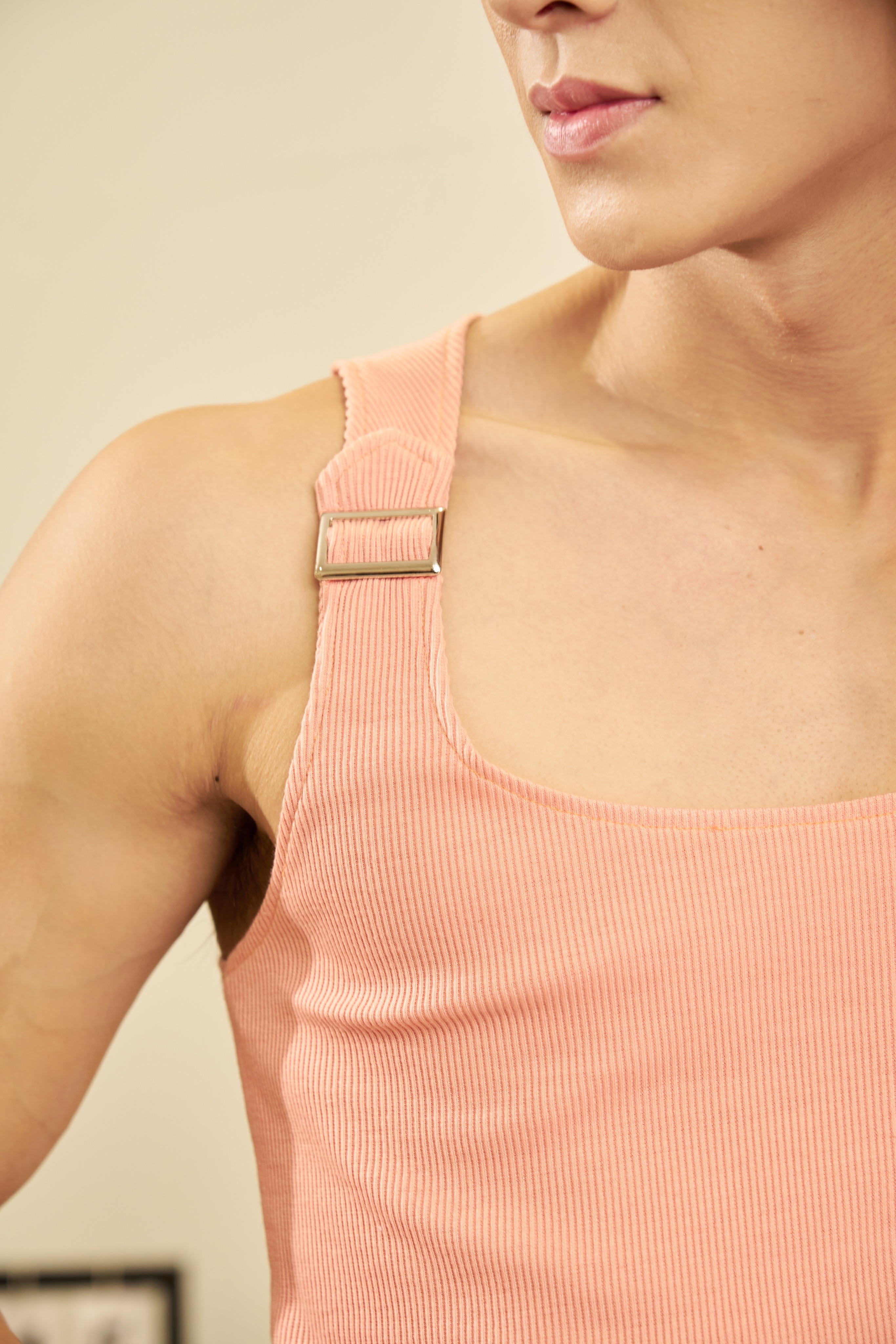 Mô tả Áo Thun Nam TankTop Ba Lỗ Cổ Vuông Dây Khoen Một Bên Form Body Thun Gân Cao Cấp Thương Hiệu Mr Twins - 6