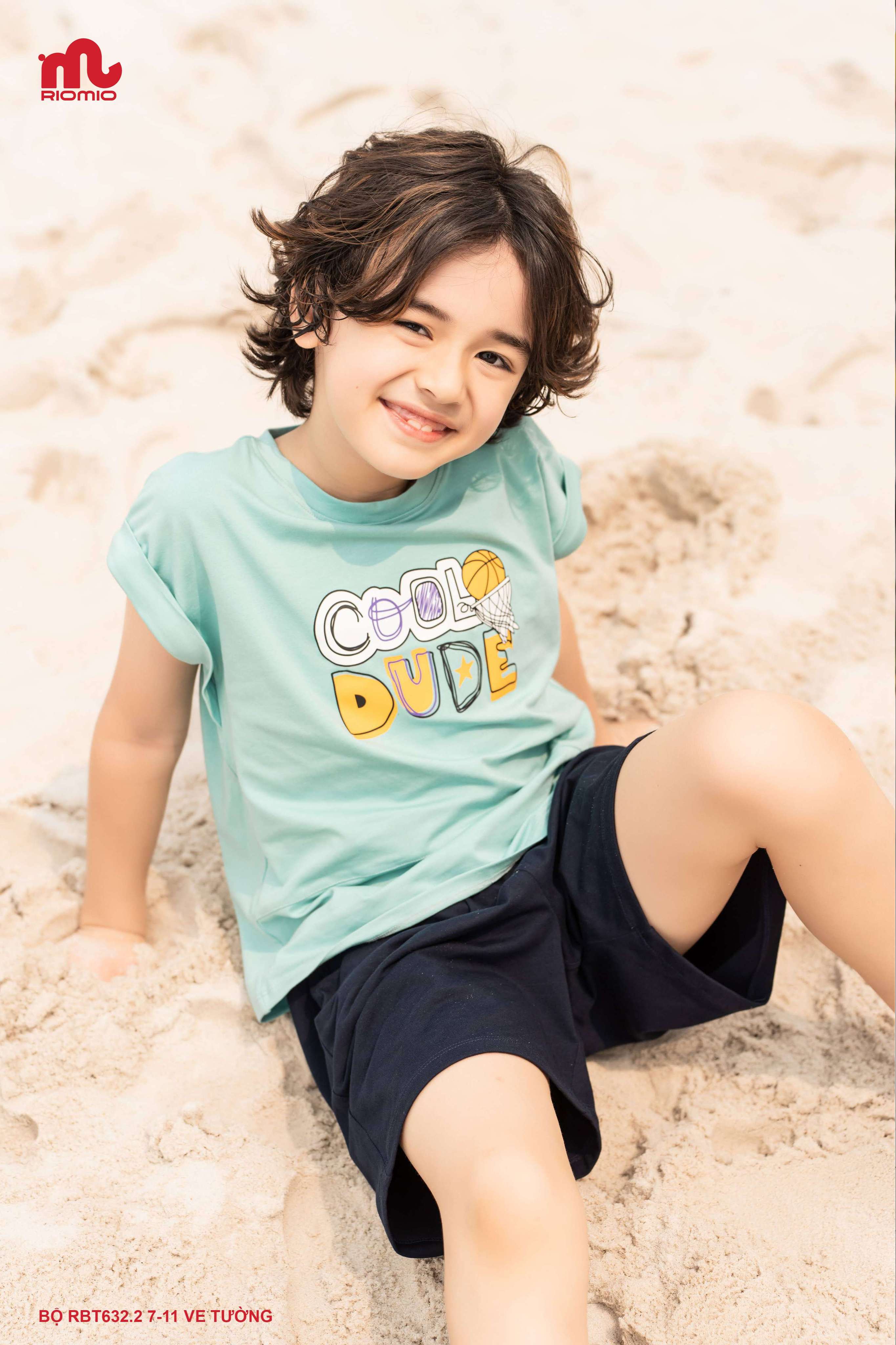 Mô tả Bộ đồ bé trai RIOMIO in hình dễ thương chất cotton mềm mát co giãn cho bé 27-50kg RBT632.2 - 1