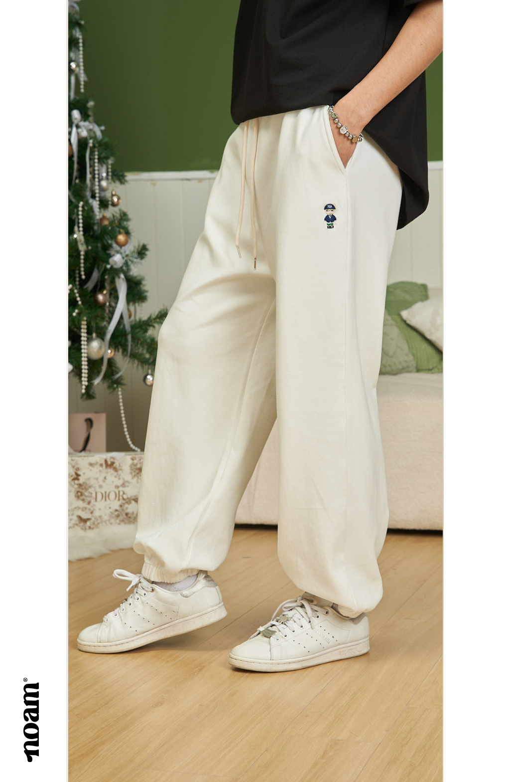 Mô tả Quần nỉ bo gấu Unisex NOAM Teeny Homie Form rộng - Màu đen/ trắng/ be/ xám/ xanh than/ be đậm - 4