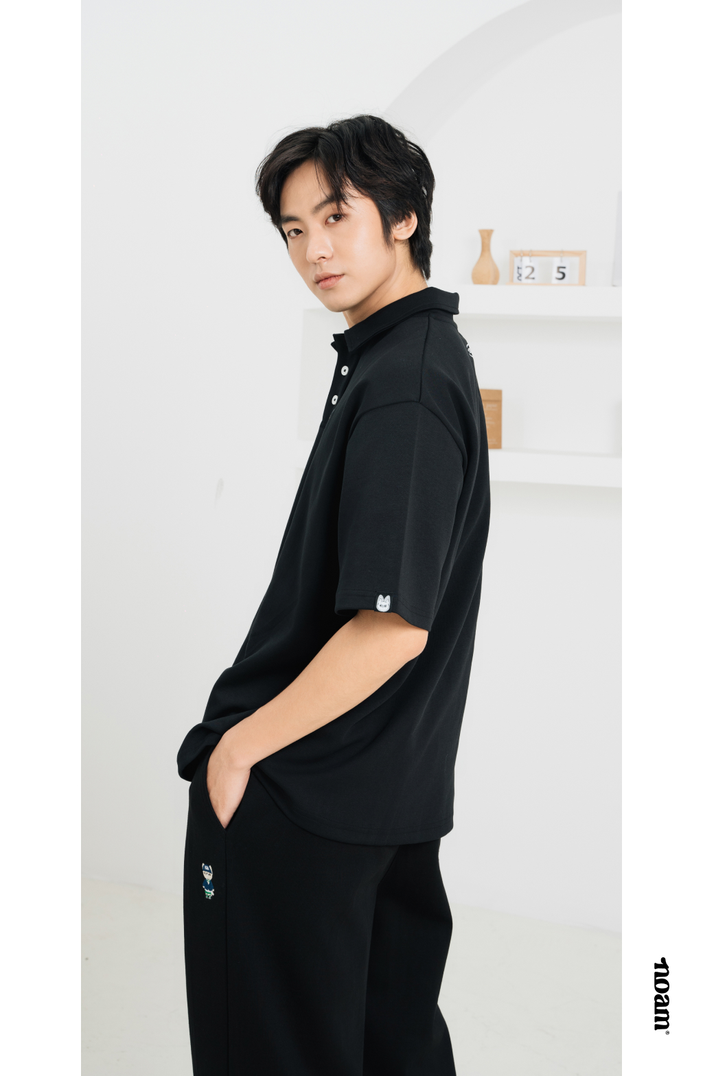 Mô tả Áo Polo Form rộng NOAM Teeny Homies Cotton 100% mềm mịn vượt trội - Màu đen/ trắng - 6