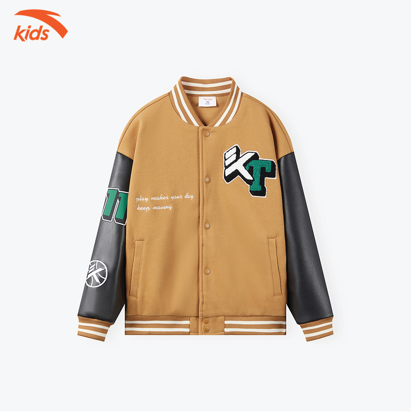 Cận cảnh chi tiết áo bomber
