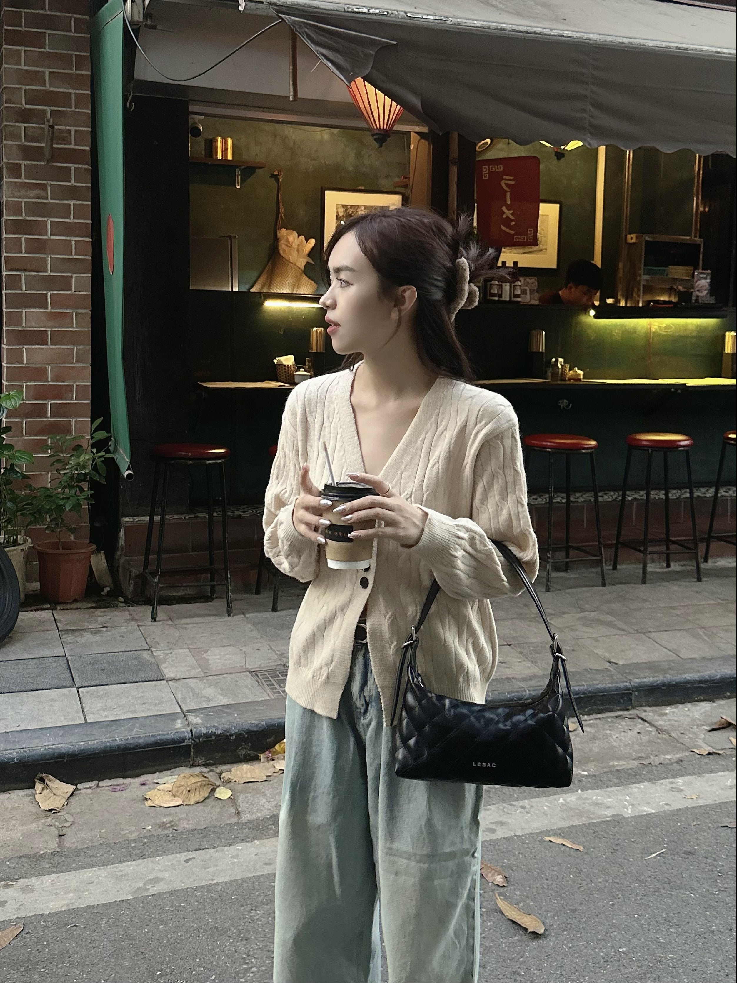 Mô tả Túi đeo vai nữ LESAC Roxy Bag - 2