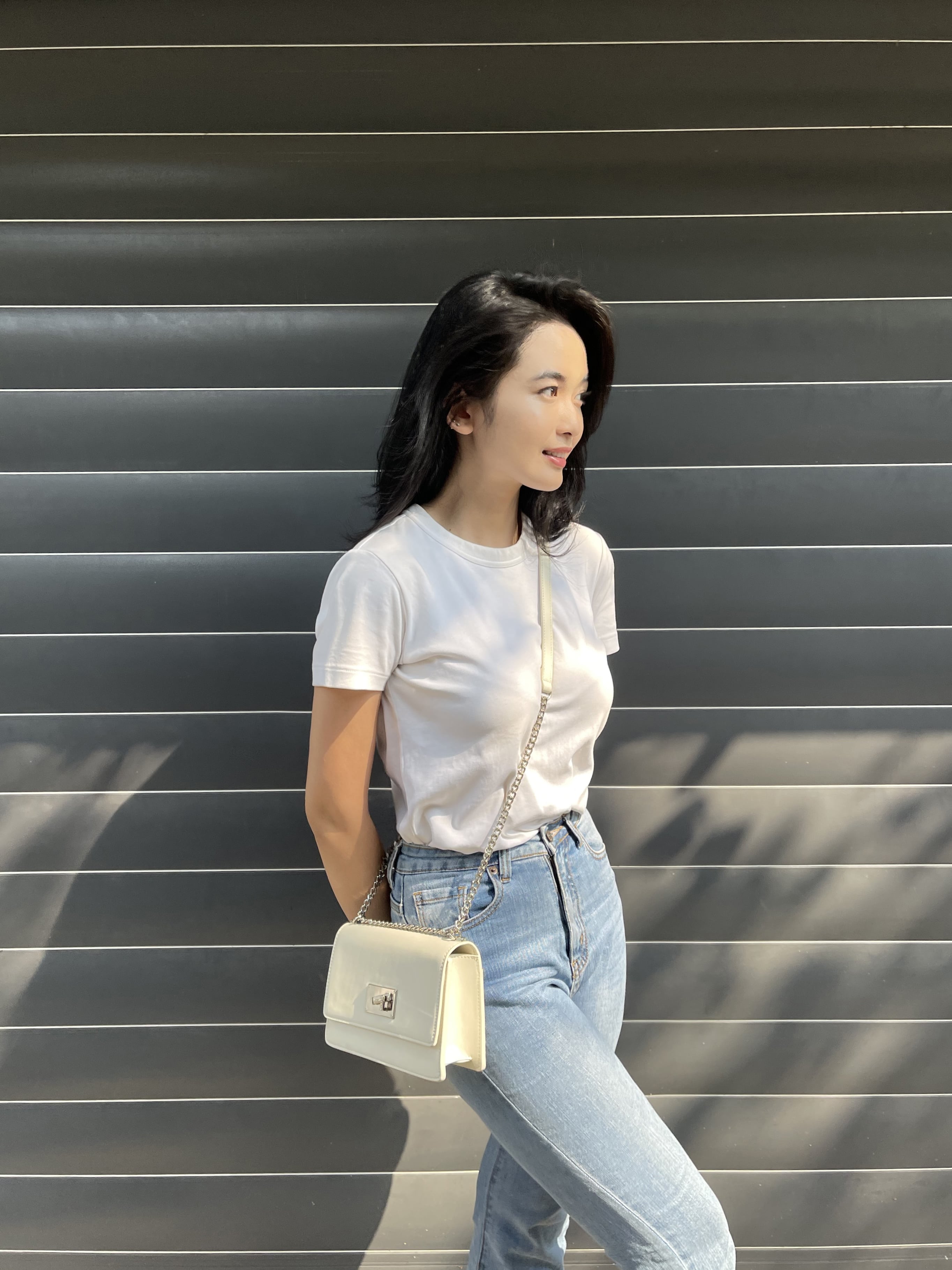 Mô tả Túi đeo chéo nữ LESAC Wee Bag (02 màu) - 2