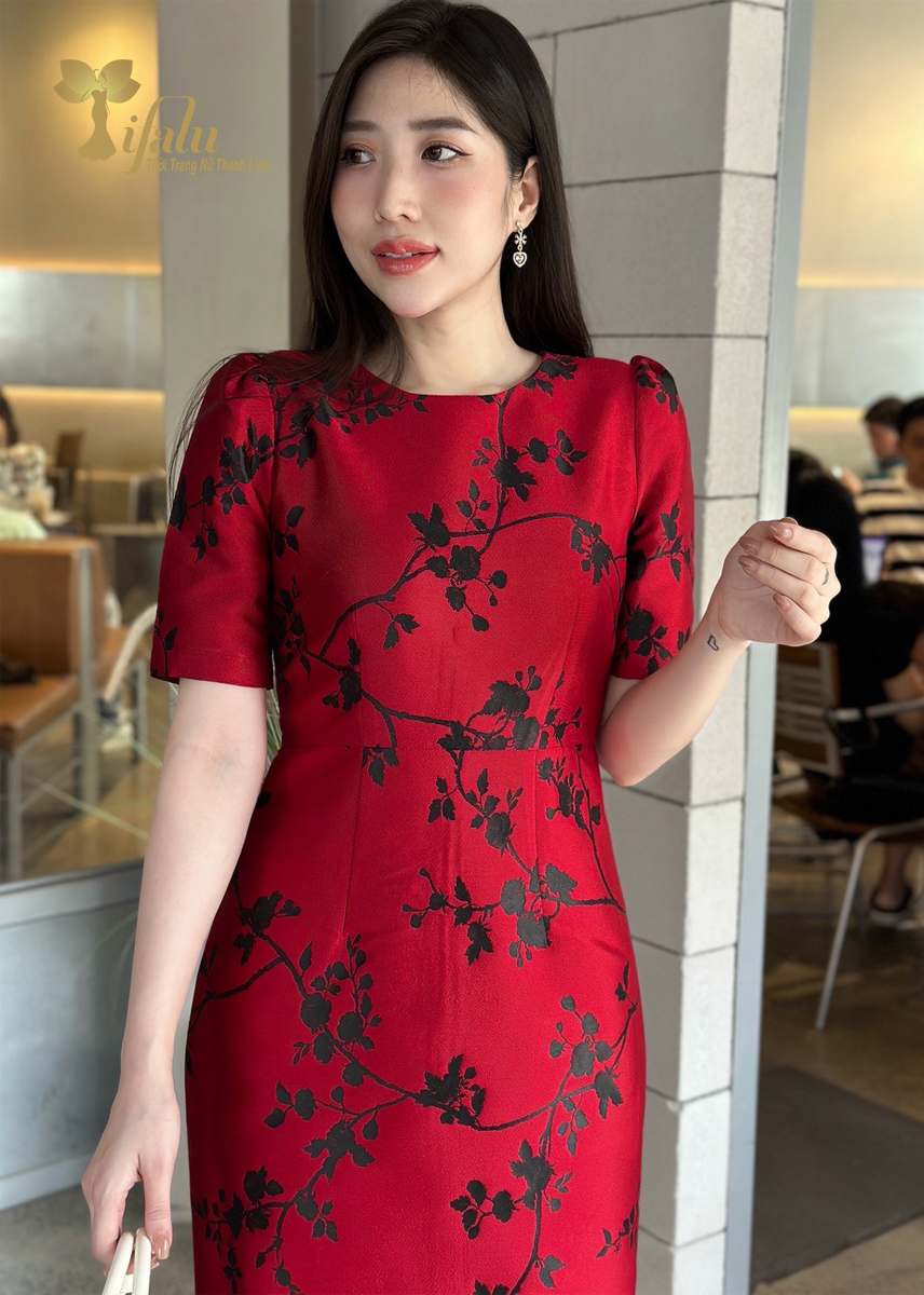 Mô tả Váy nữ đầm dự tiệc trung niên TIFALU dáng ôm chất gấm tafta đỏ sang trọng - ZOL212RED - 2