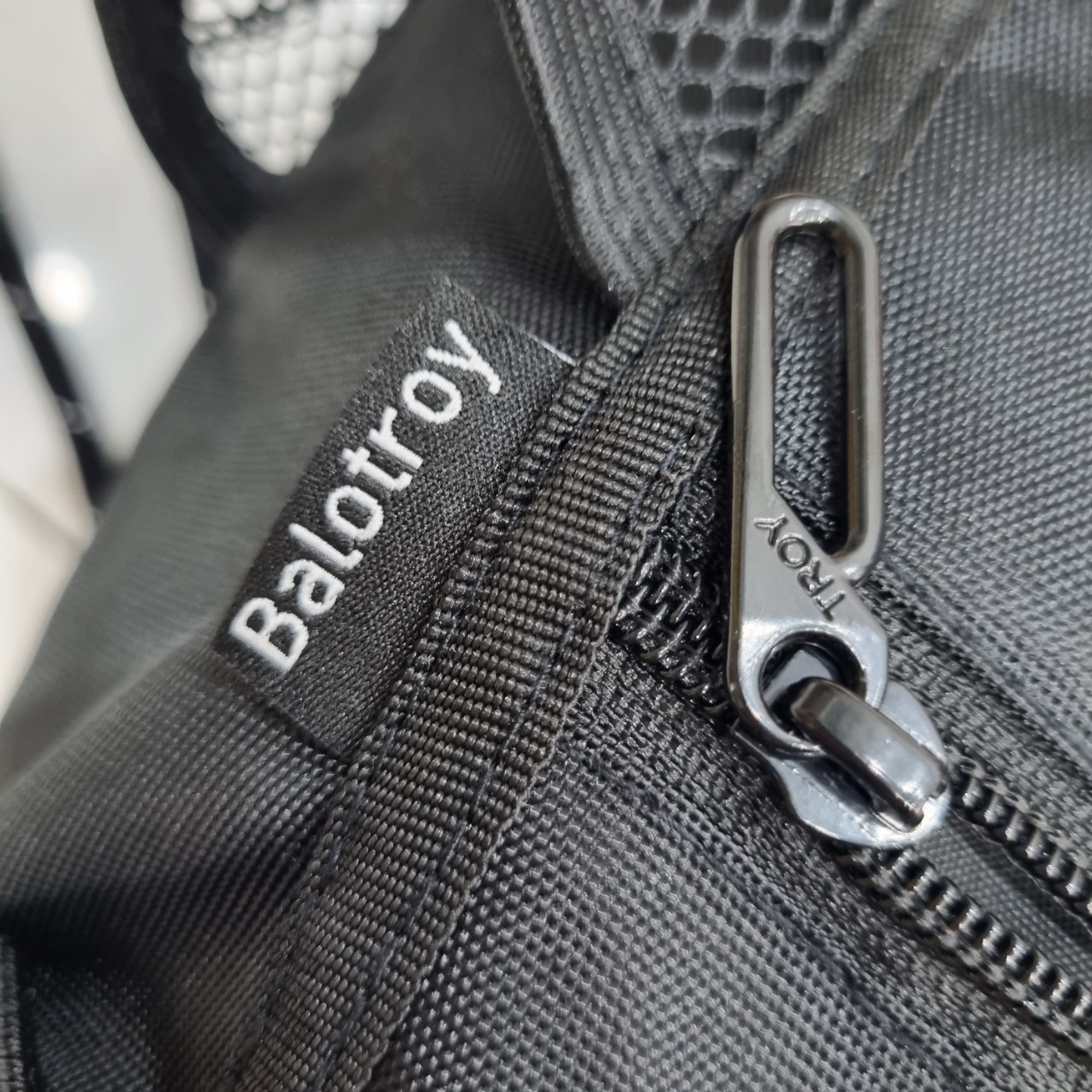 Mô tả Balo dây rút thể thao có ngăn lưới đựng bóng rổ, bóng đá TROY Sport, vải bố PVC chống thấm - 6