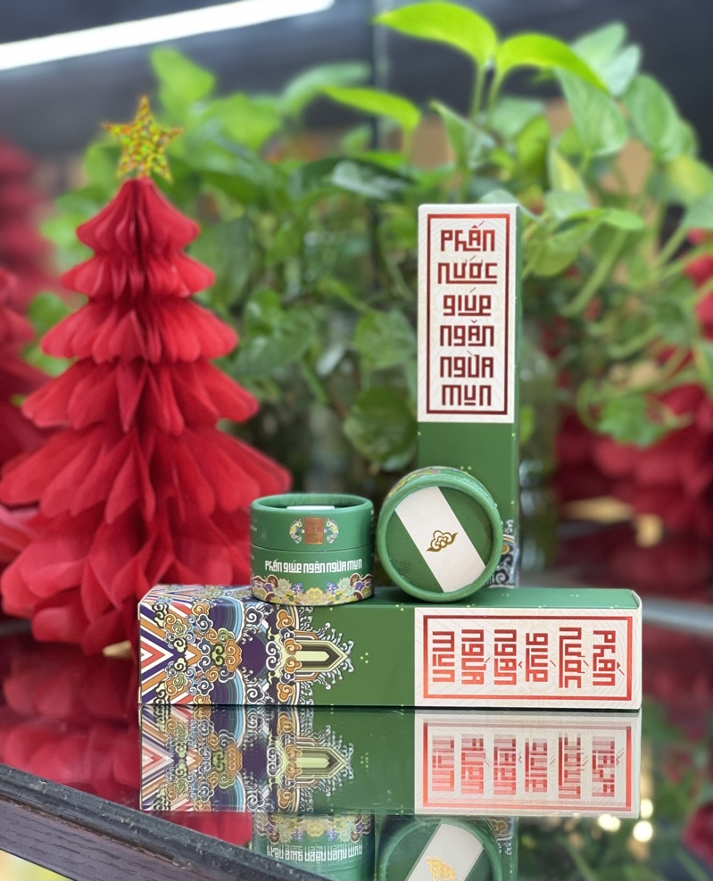 Mô tả Combo dưỡng da ngừa mụn Phấn Nụ Hoàng Cung 120ml - 1