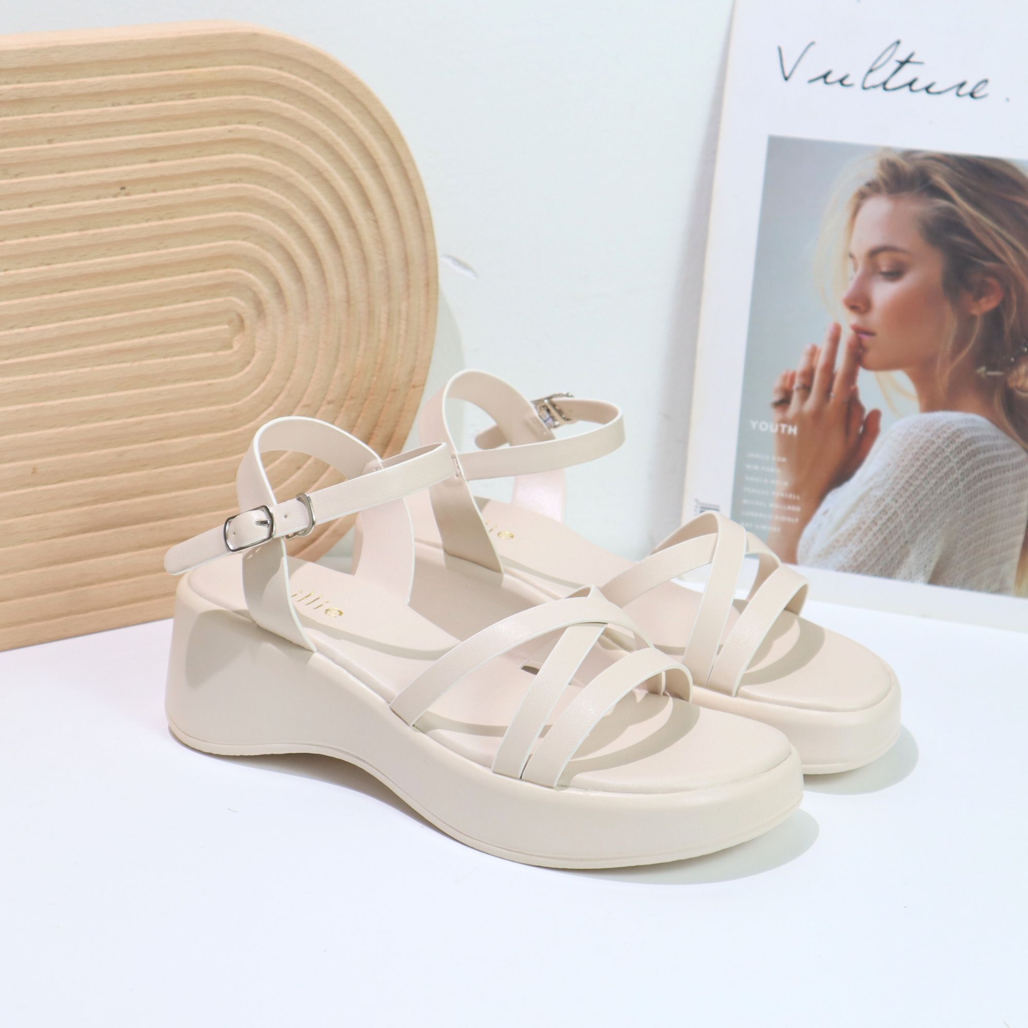 Mô tả Giày Sandal Đế Xuồng Nữ Cillie Quai Chéo Đế Cao Dễ Đi Êm Chân Chống Trơn SD07 - 5