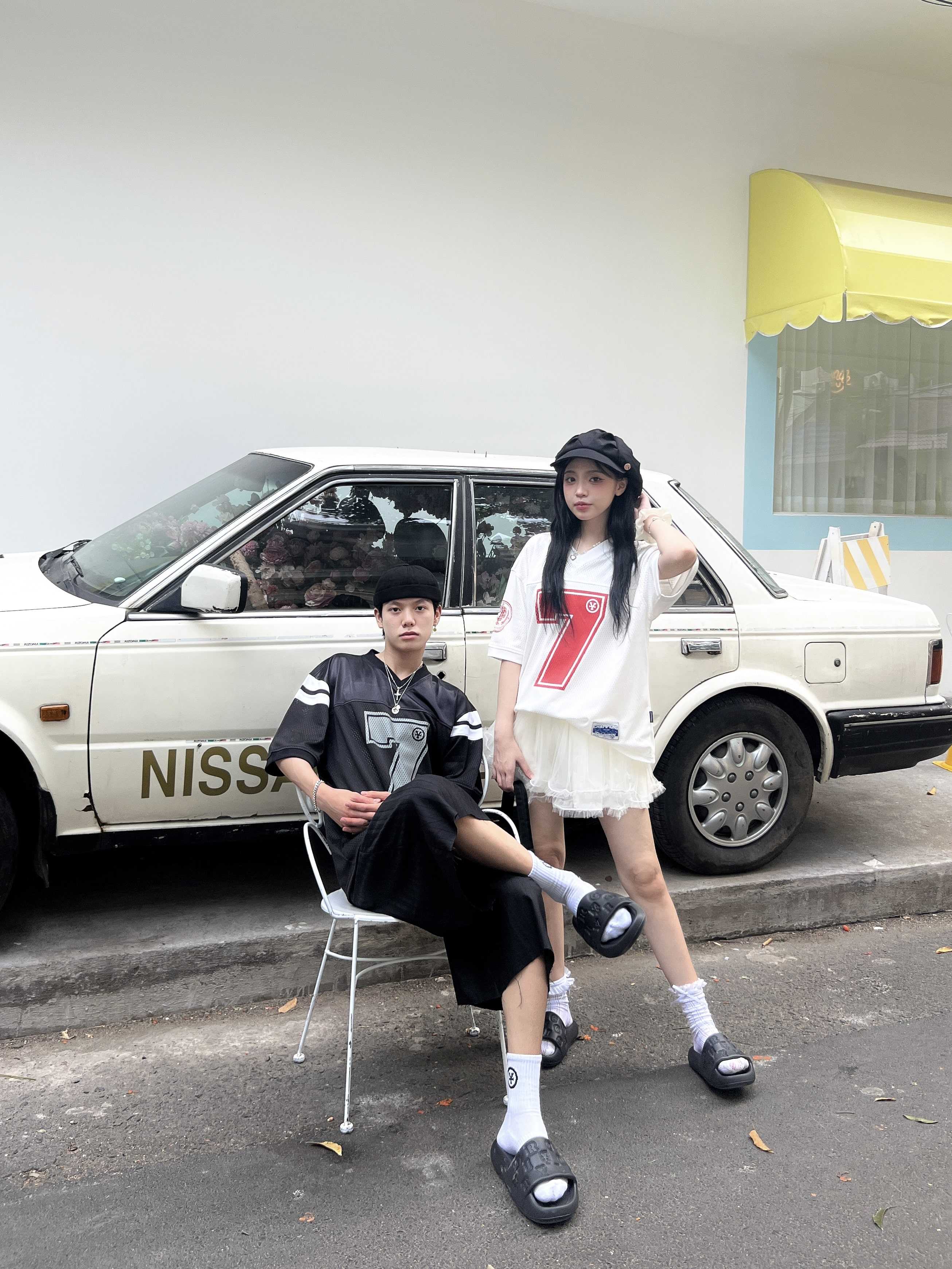 Mô tả Áo Thun DirtyCoins Logo Football Jersey - 3