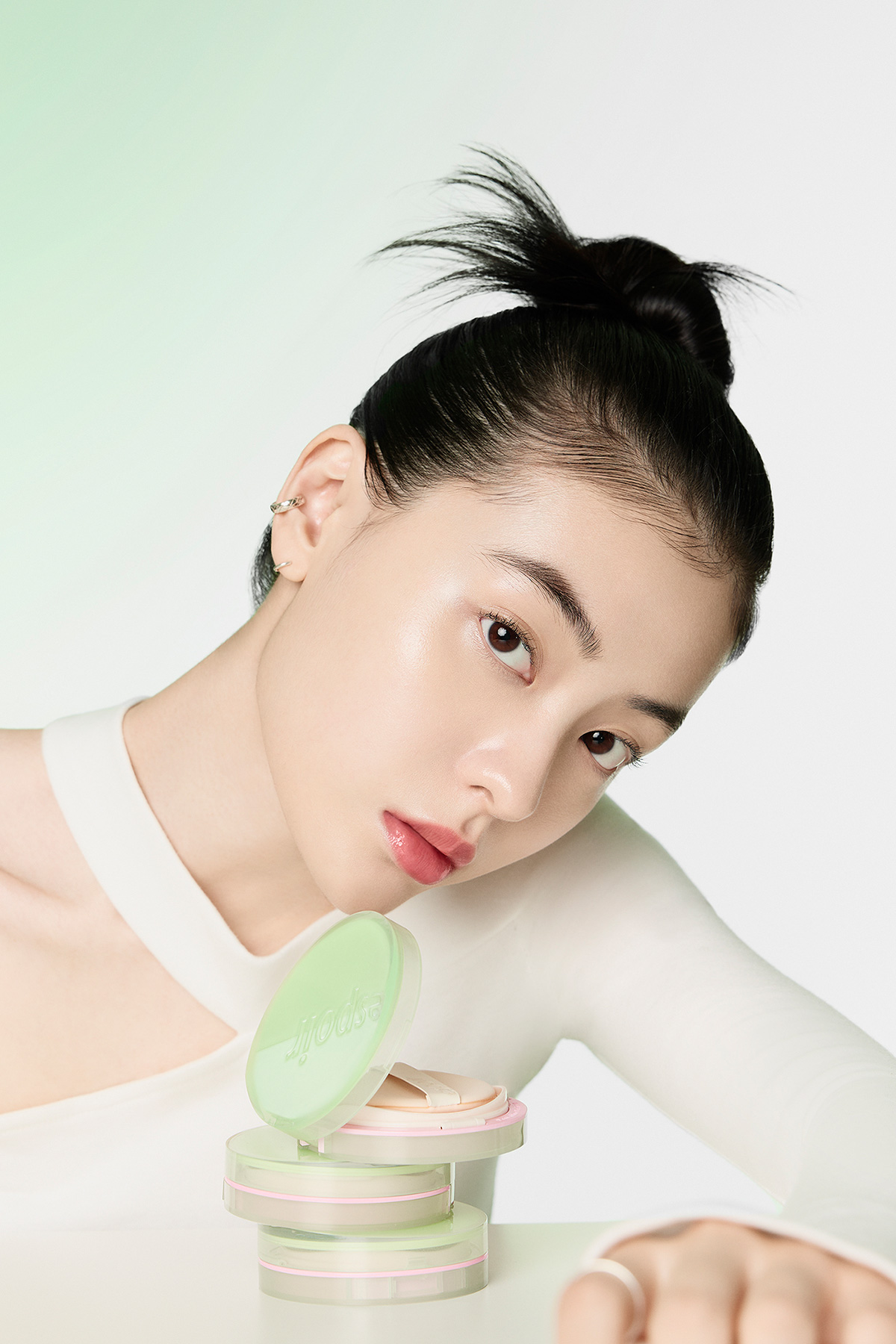 Mô tả Phấn Nước Che Phủ Tự Nhiên Espoir Be Natural Cushion Green Blossom Edition SPF50 PA++++ 14g - 4