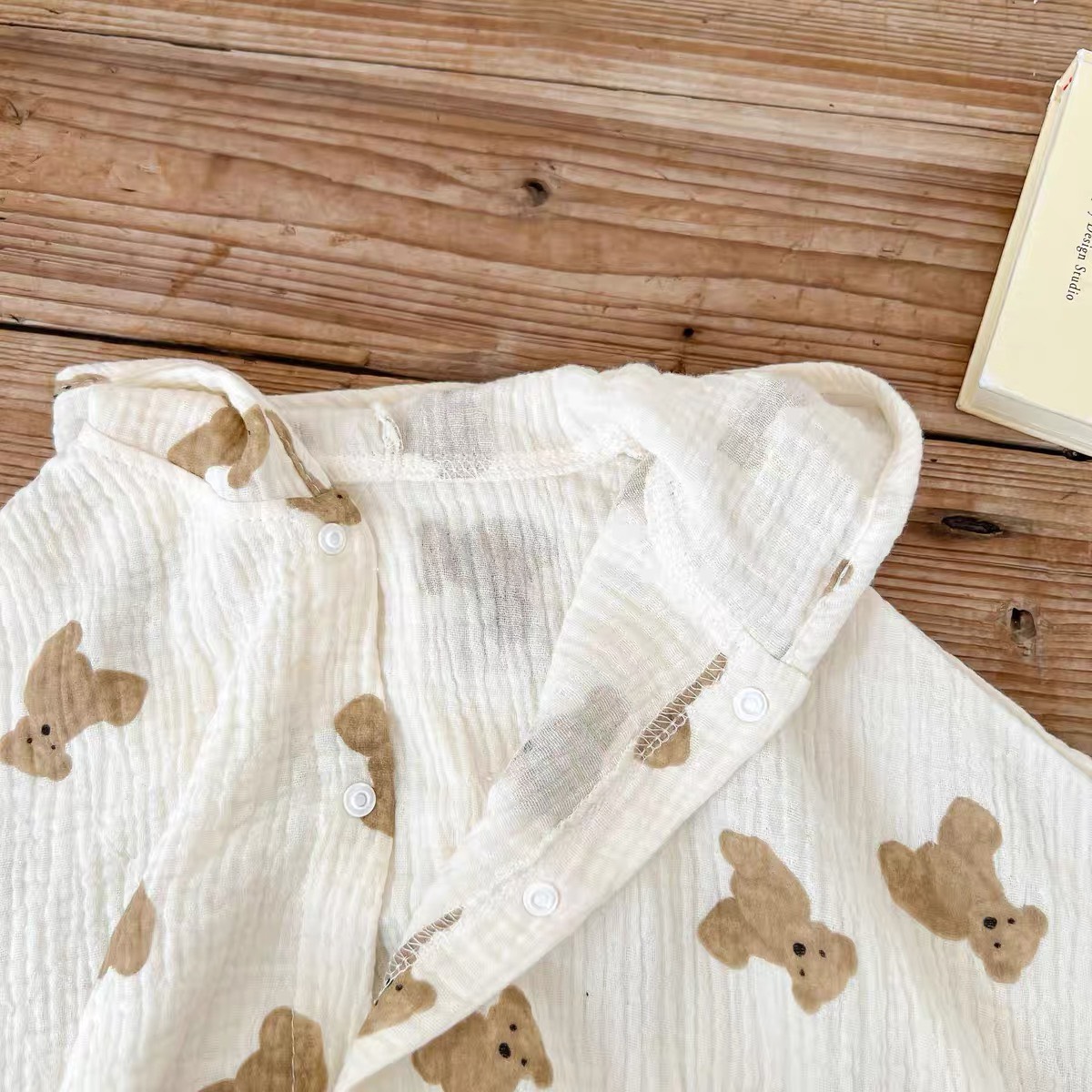 Mô tả Áo Choàng Chống Nắng Xô Muslin IQKAO Cho Bé 0-3 Tuổi Kèm Kính Chống Bụi, Thoáng Mát, Đa Năng 4 Mùa (3-14kg) - 6