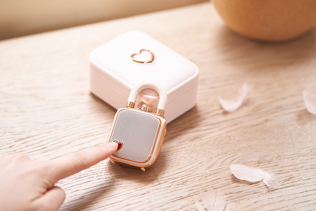 Mô tả Loa Bluetooth Divoom Lovelock Pink công suất 5W kiểu dáng dễ thương - 4