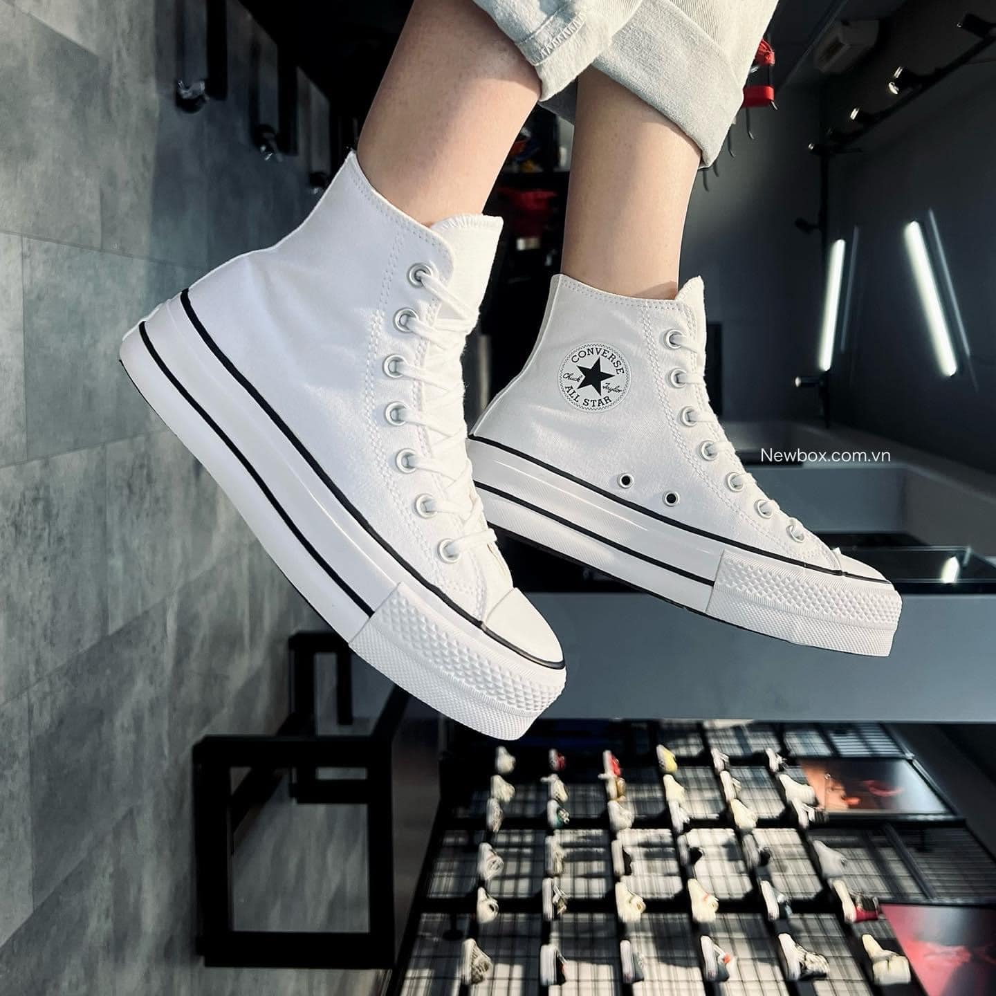 Giày Converse Converse Unisex White Canvas Shoes Giày Sneaker