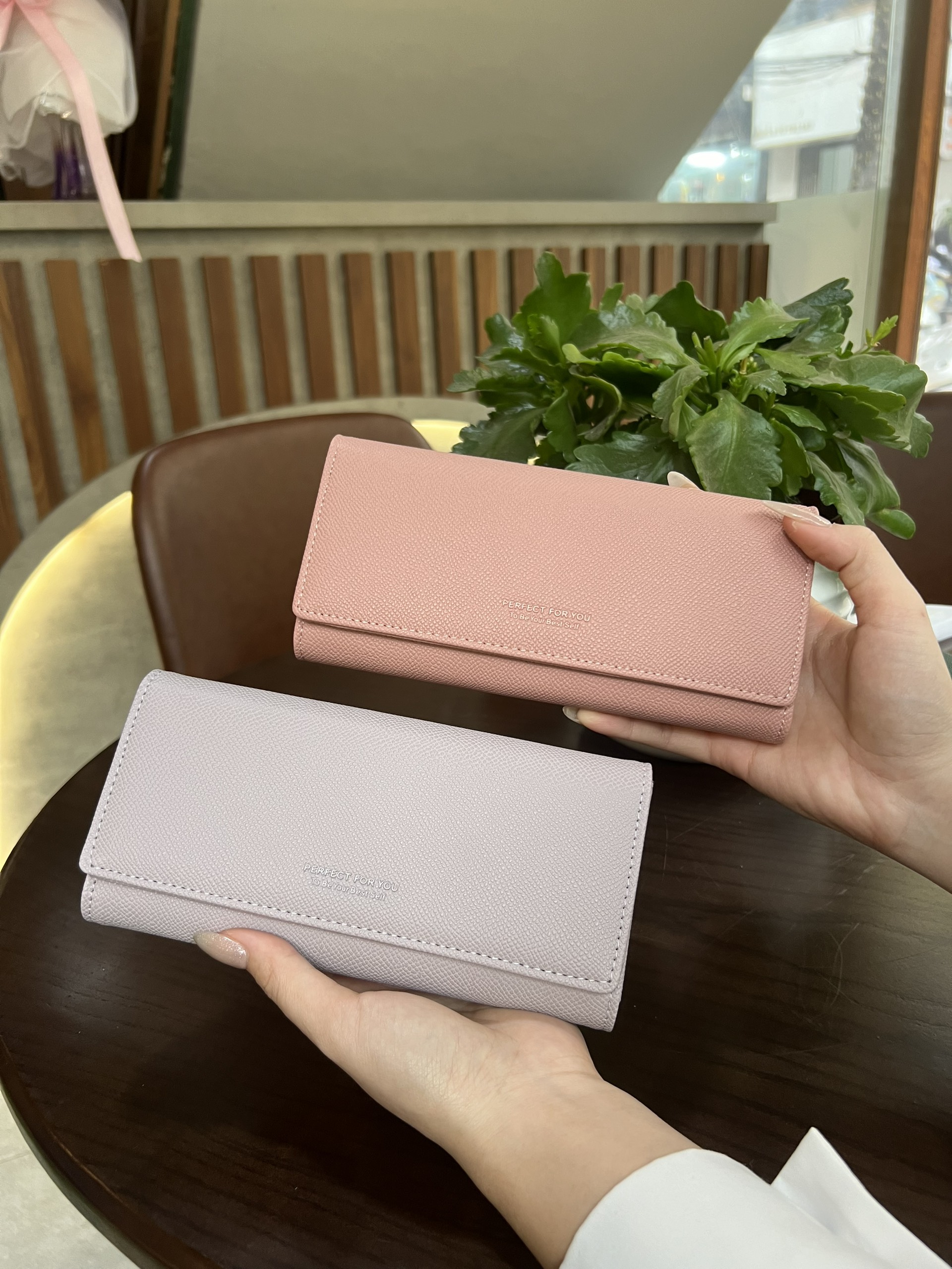 Mô tả Ví Dài Nữ Cầm Tay PERFECT FORYOU Đựng Tiền Dự Tiệc Sang Trọng Da Sần Cao Cấp Cực Đẹp PFY42 - Tukado - 9