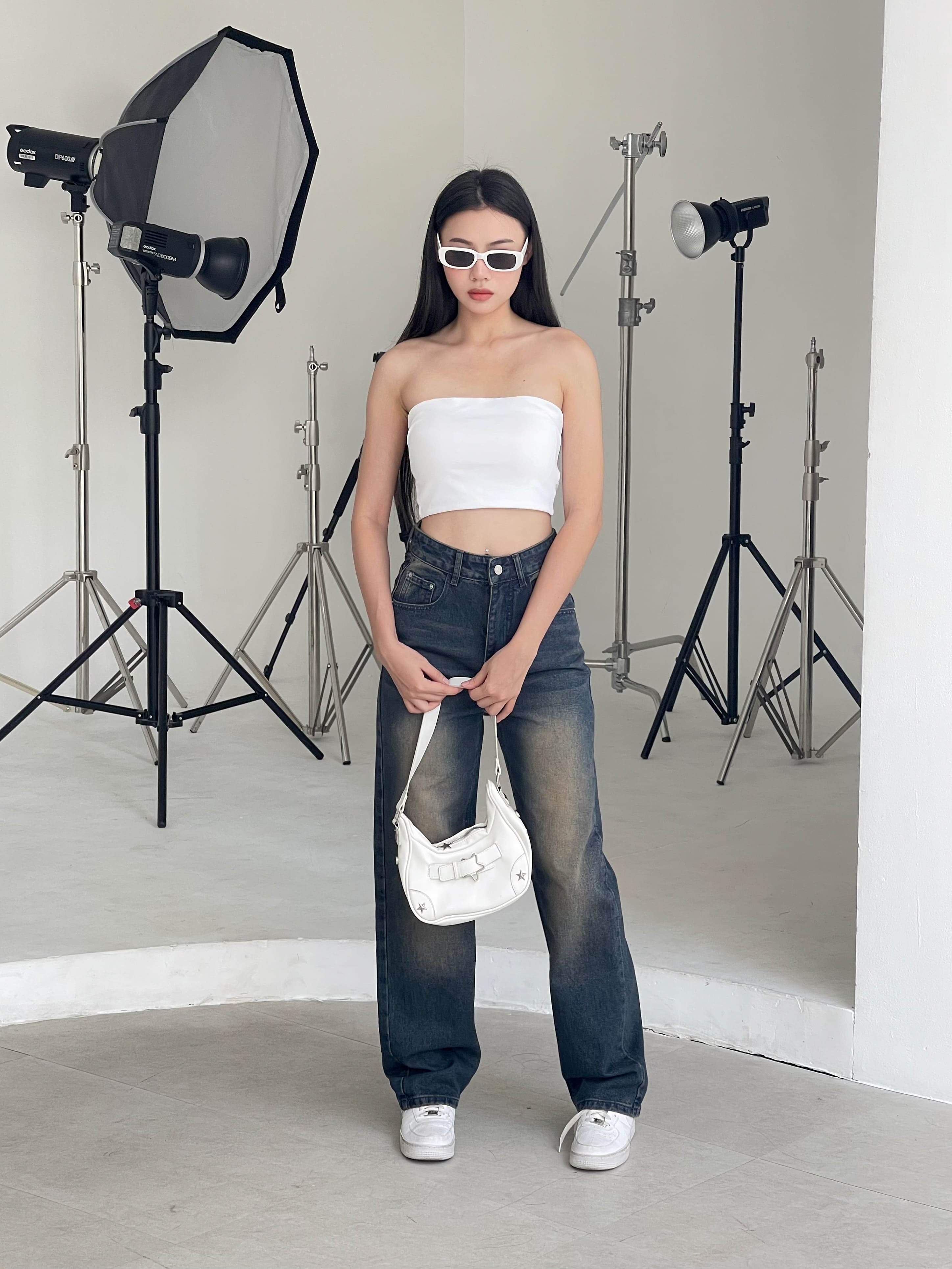 Mô tả Quần jean ống rộng denim nữ VMSTYLE cạp cao trơn lai thường wash màu cao cấp basic đi học QJR00196 - 1