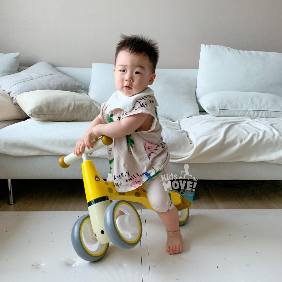 Mô tả Xe chòi chân 3 bánh cao cấp Roadstar Disney cho bé từ 1-3 tuổi - Bản cao cấp yên da mềm - 7
