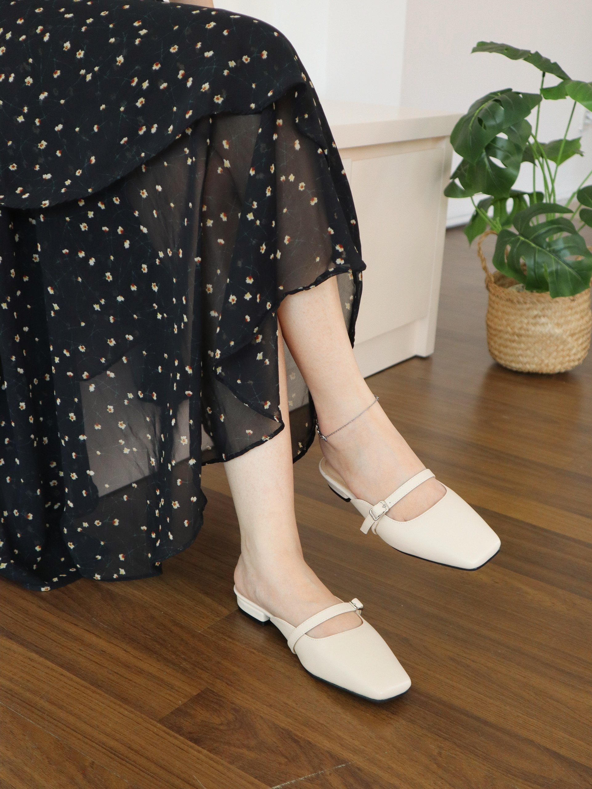 Mô tả Sục Nữ Mũi Vuông Cillie Đế Cao 2cm Da Mềm Mại Kiểu Dáng Thanh Lịch 1142 - 3