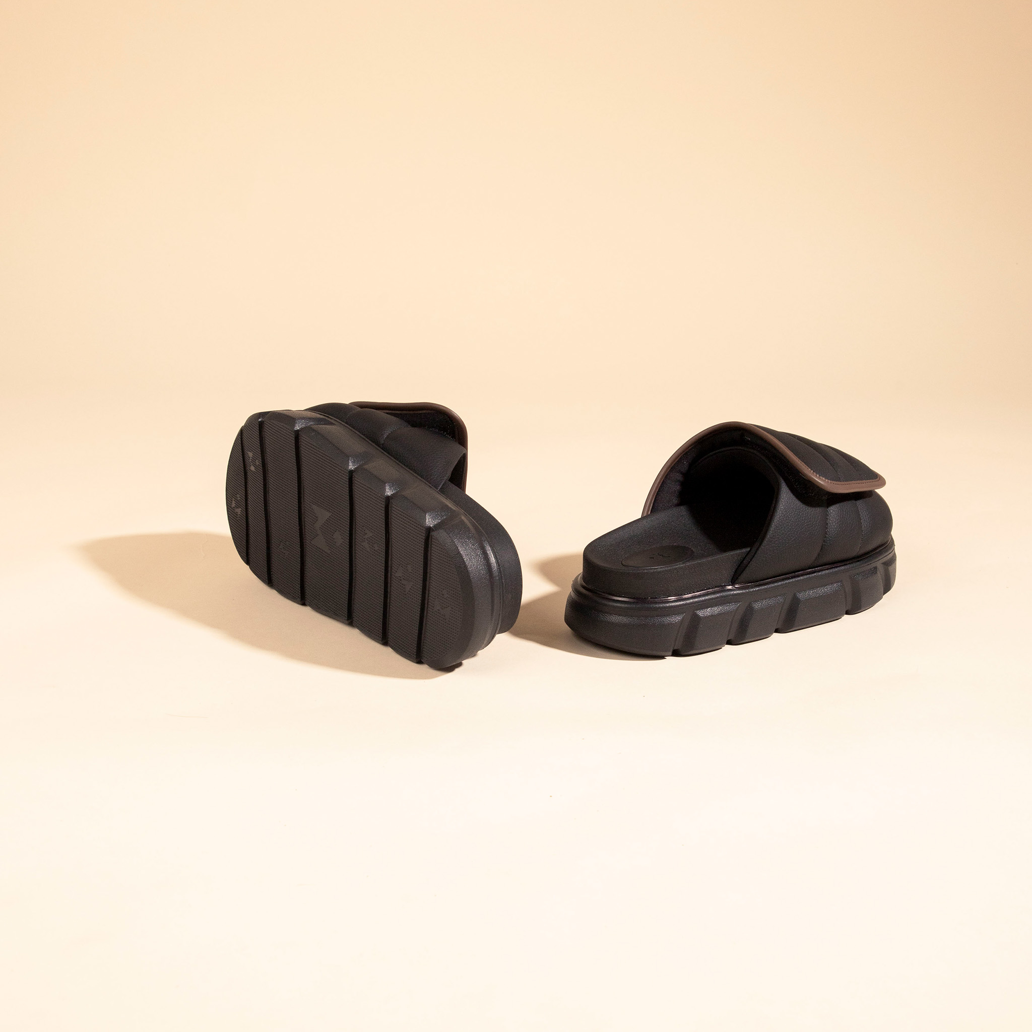 Mô tả Dép Nam Nữ Tăng Chiều Cao THE LARVA WOLF SLIDE SANDAL - BLACK & BROWN - 5
