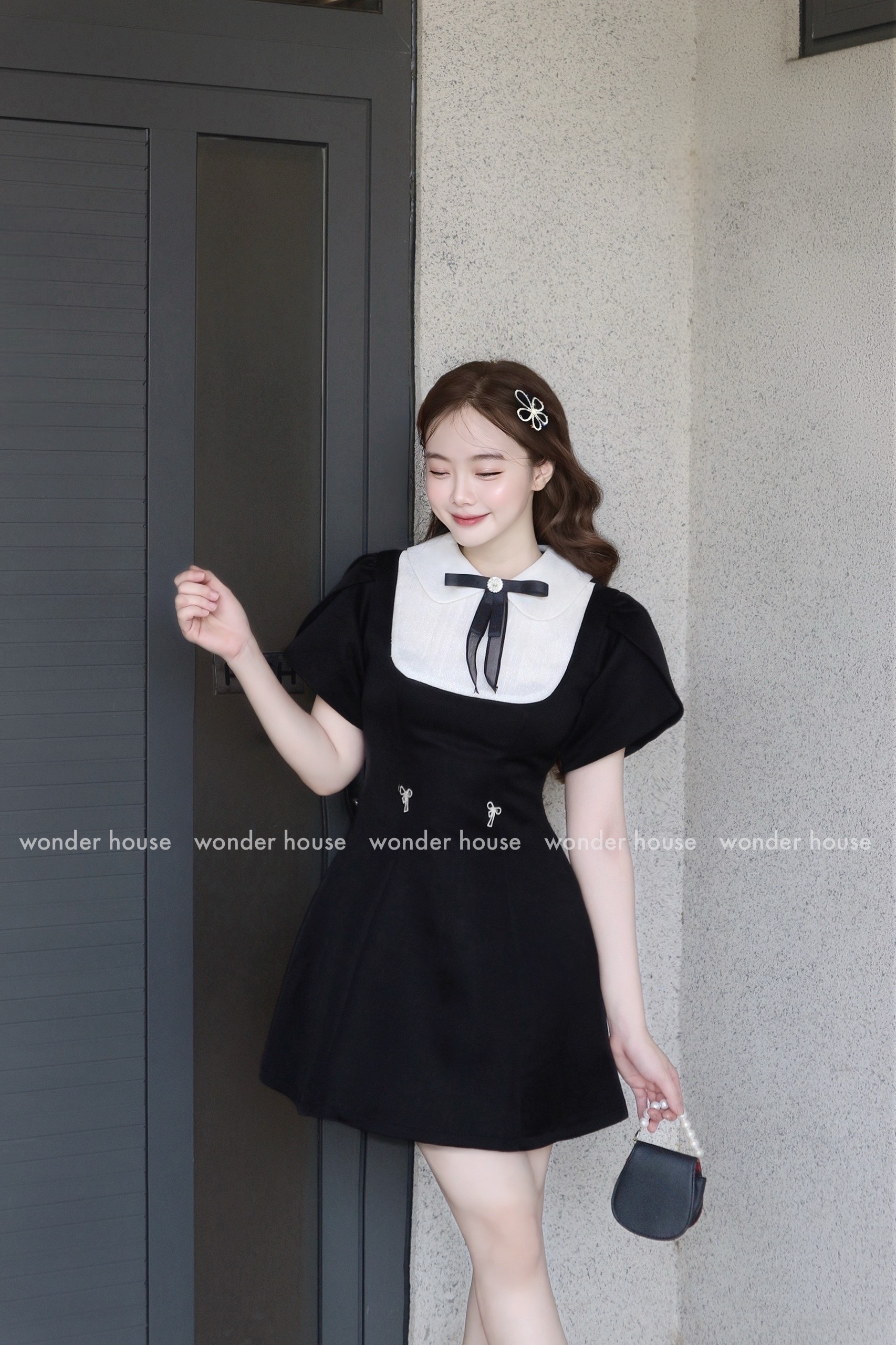 Mô tả Wonderhouse Merci Dress Đầm thiết kế cổ sơ mi phối kim tuyến tay tiểu thư chất vải dày dặn dự tiệc sang chảnh - 3