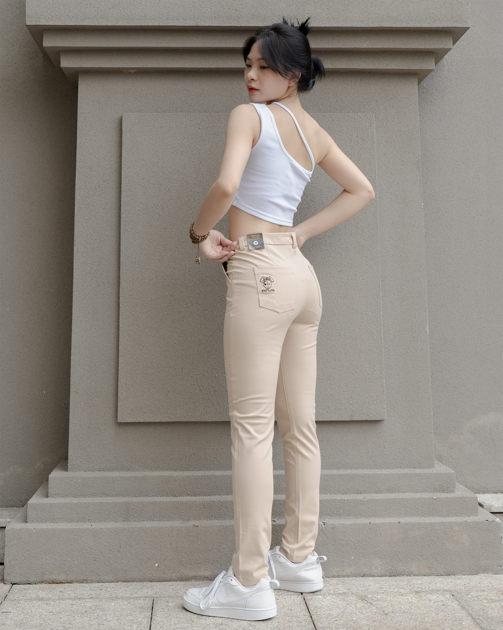 Mô tả Quần kaki nữ KQ STYLING ống đứng ôm dáng co giãn 4 chiều mềm mịn Kem Vàng cao cấp - 2
