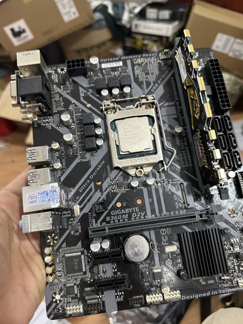 CPU i5-8400 CPU + B360M Pro4 + ddr4 2400 8GB ASRock B360M PRO4 LGA1151/Intel B360/DDR4/Quad CrossFireX