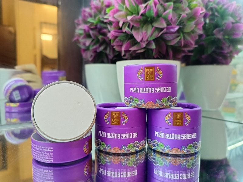 Mô tả Phấn Dưỡng Sáng Da Phấn Nụ Hoàng Cung 25g - 1
