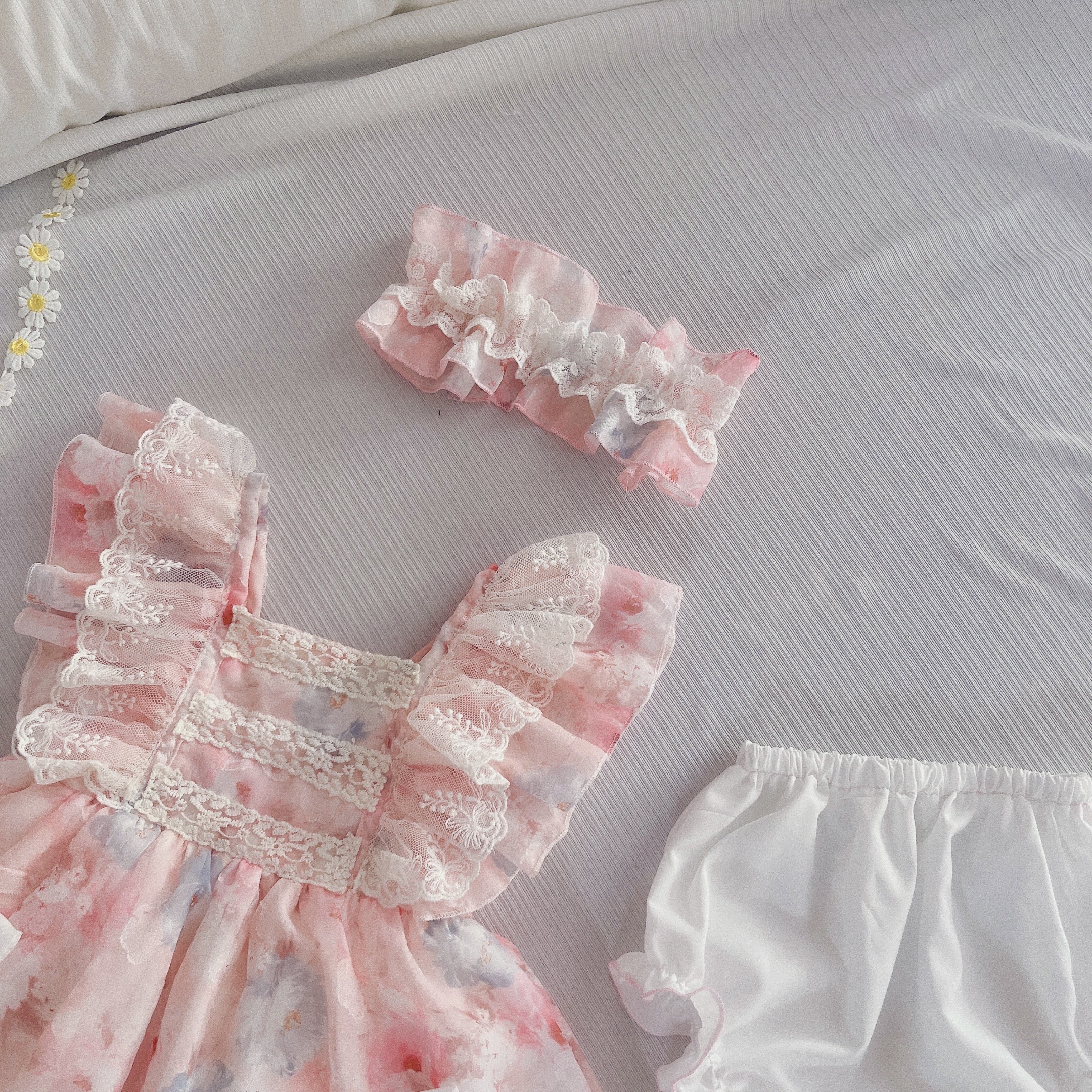 Mô tả Set Váy Lolita Cánh Tiên Băng Đô Kèm Chíp Cho Bé Gái Sơ Sinh 1 2 Tuổi MINTSCLOSET - GS1343 - 6